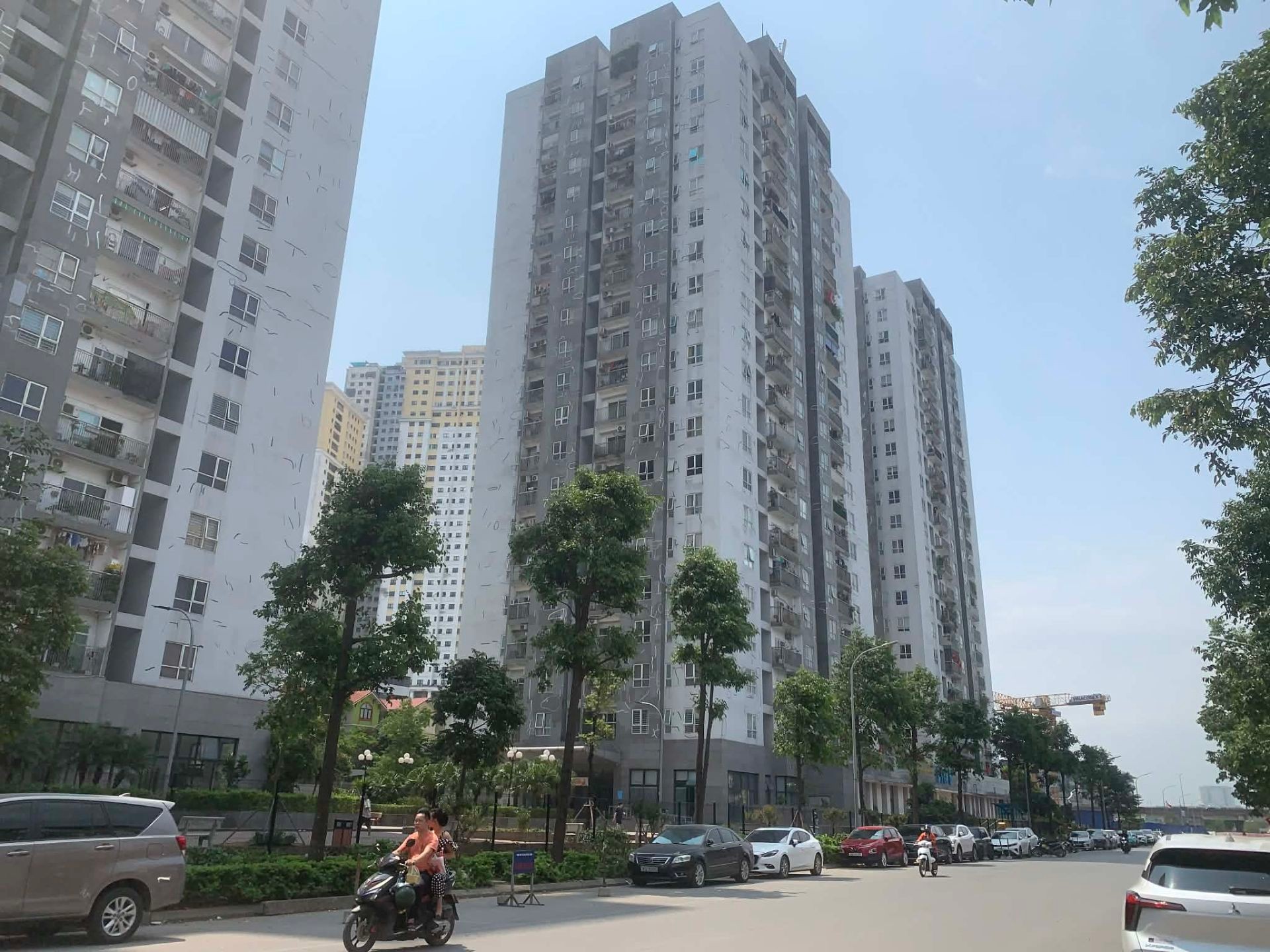 Bán nhà Nguyễn Xiển - diện tích 90m2 1 tầng - Cực hiếm - giá 7,7 tỷ