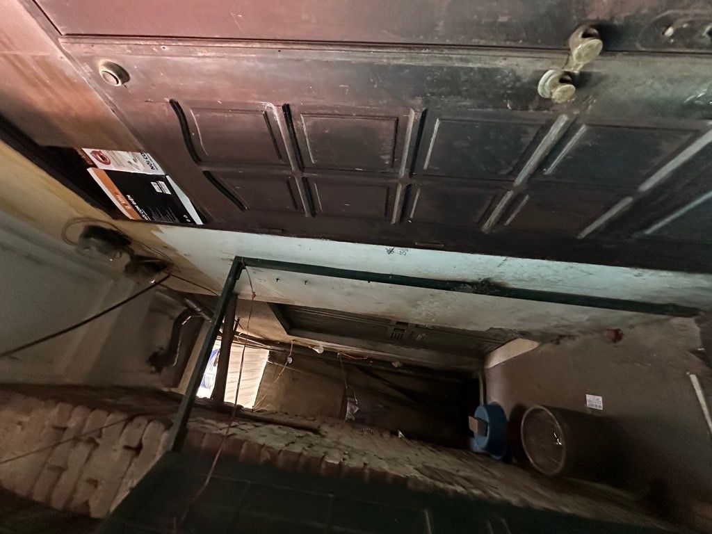 Bán nhà Võ Thị Sáu - diện tích 23m2 3 tầng - Nhà cũ cho thuê - giá 3,5 tỷ