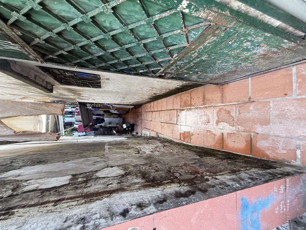 Bán nhà Trương Định - diện tích 138.3m2 1 tầng - Mặt phố kinh doanh - giá 52 tỷ