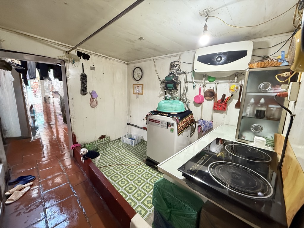 Bán nhà Trương Định - diện tích 138.3m2 1 tầng - Mặt phố kinh doanh - giá 52 tỷ