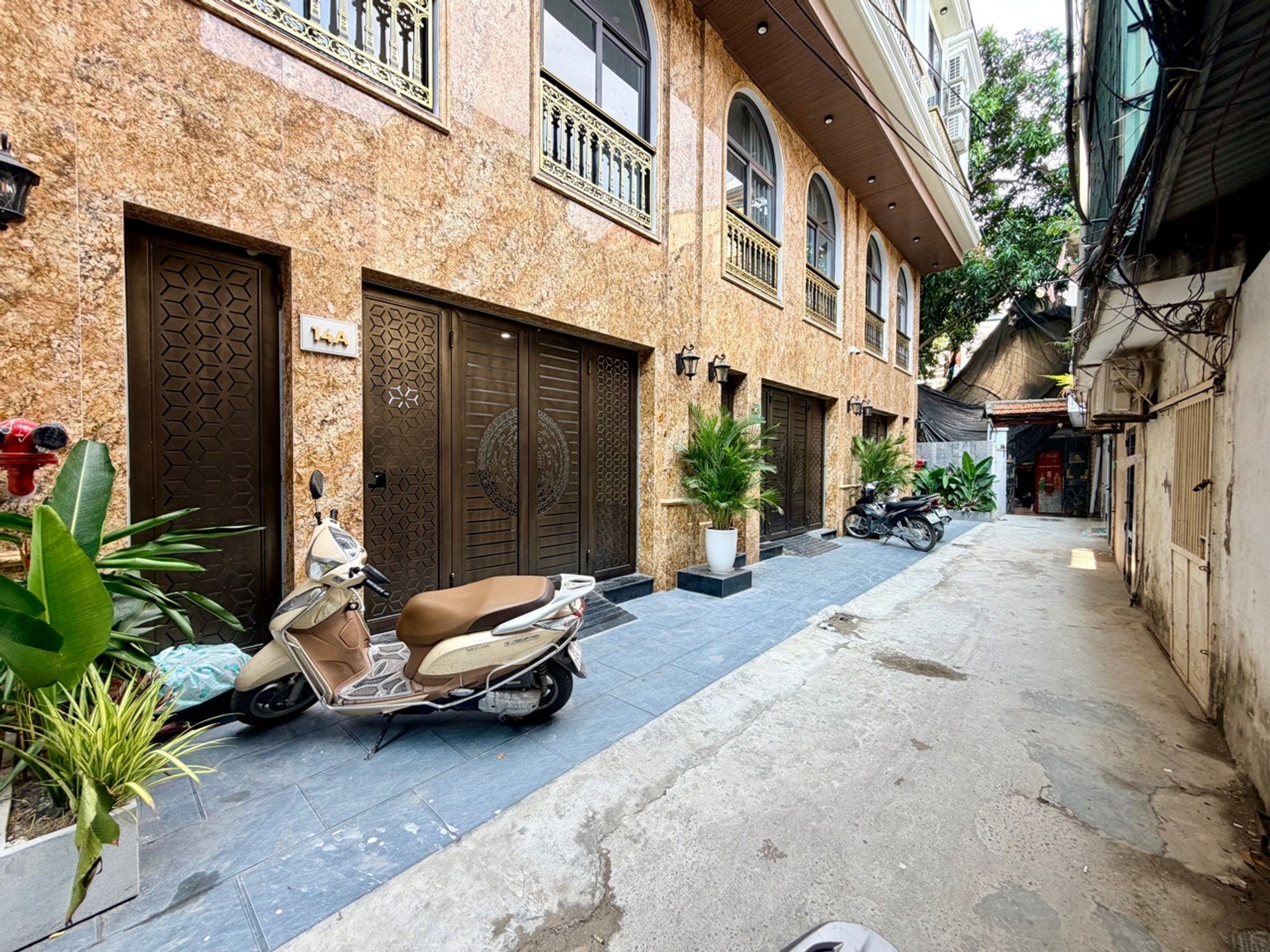 Bán nhà Mai Động - diện tích 85m2 7 tầng - Căn hộ dịch vụ đẳng cấp - giá 24,9 tỷ