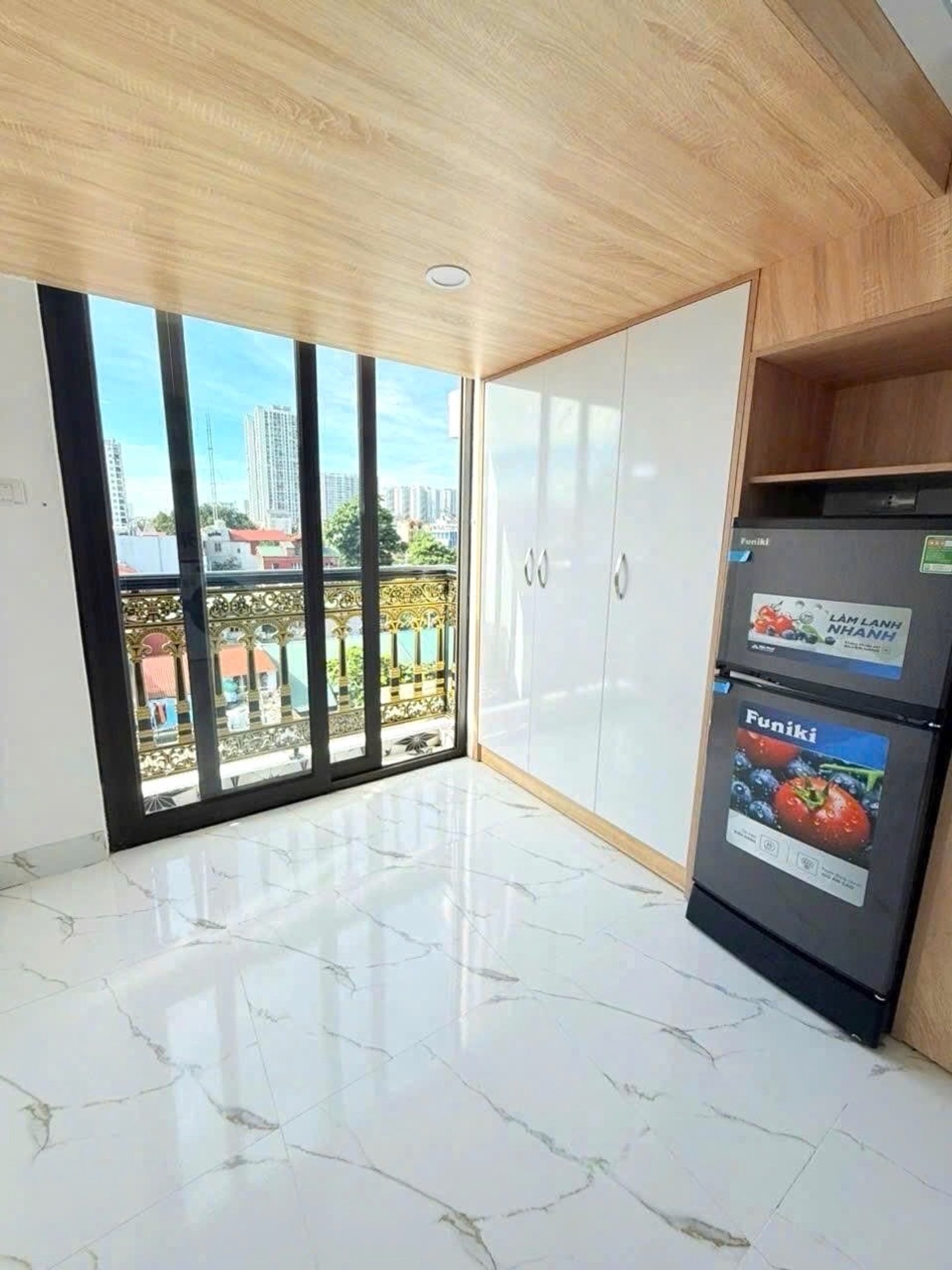 Bán nhà Mai Động - diện tích 85m2 7 tầng - Căn hộ dịch vụ đẳng cấp - giá 24,9 tỷ