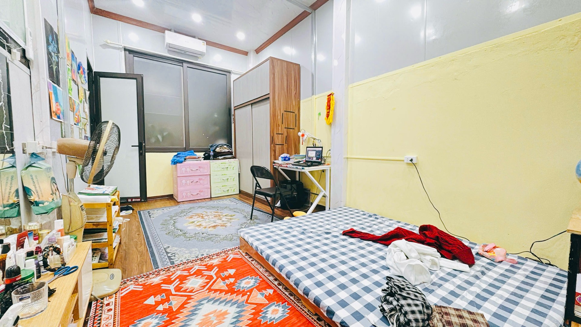 Bán nhà Nguyễn Khoái - diện tích 40m2 3 tầng - Nhà dân xây, ngõ thông hai đầu - giá 6,8 tỷ