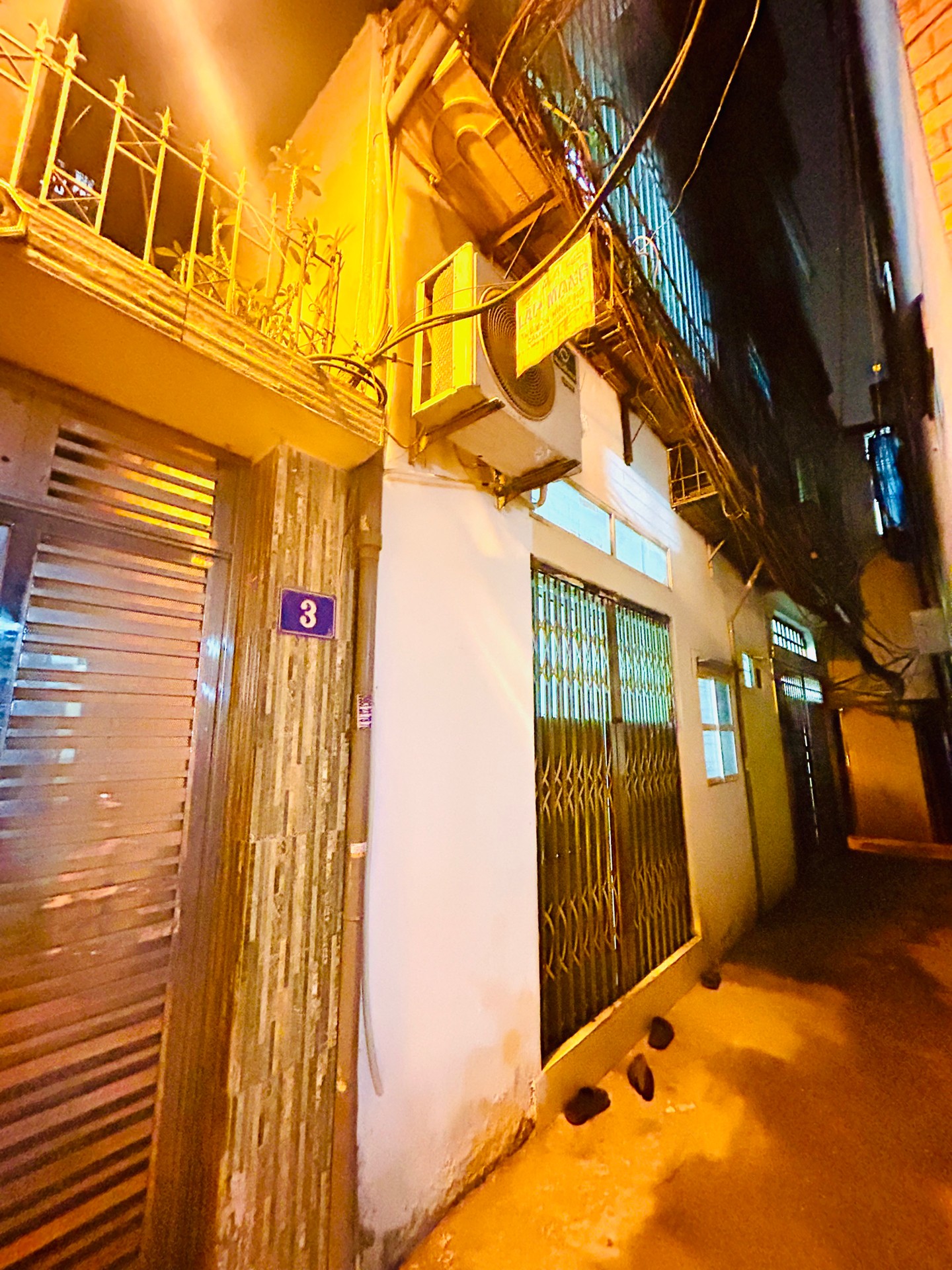 Bán nhà Nguyễn Khoái - diện tích 40m2 3 tầng - Nhà dân xây, ngõ thông hai đầu - giá 6,8 tỷ