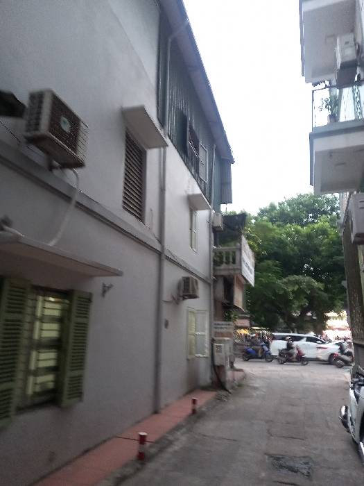 Bán nhà Kim Ngưu - diện tích 79m2 3 tầng - Mặt phố - giá 40 tỷ