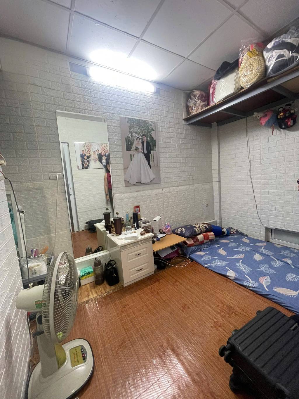 Bán nhà Nguyễn Công Trứ - diện tích 42m2 1 tầng - Ô tô - giá 3,2 tỷ