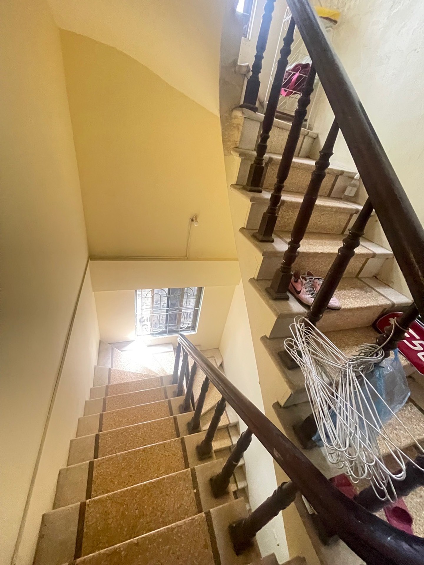 Bán nhà Kim Giang - diện tích 76m2 3 tầng - Lô góc - giá 15,9 tỷ