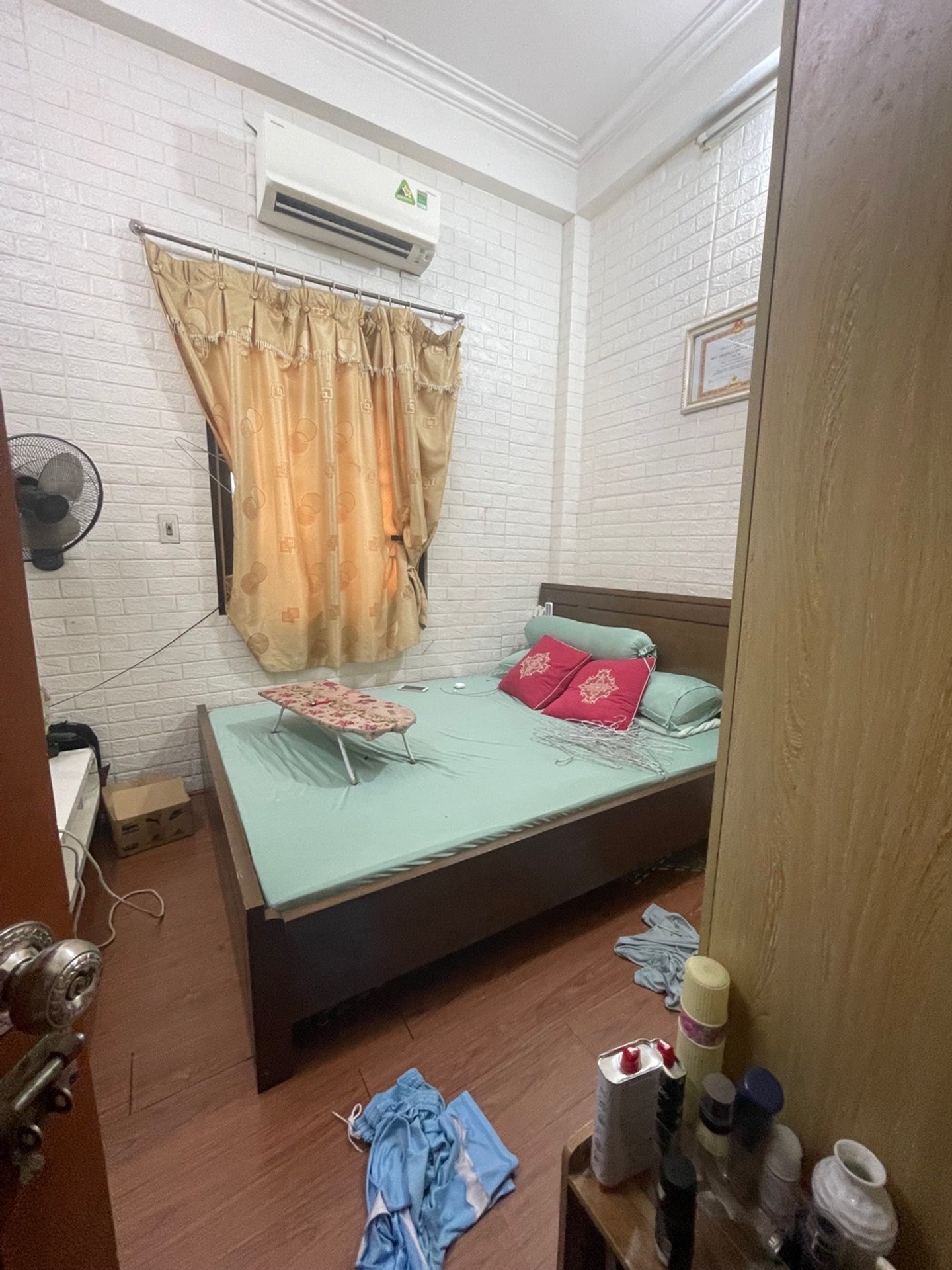 Bán nhà Kim Giang - diện tích 76m2 3 tầng - Lô góc - giá 15,9 tỷ