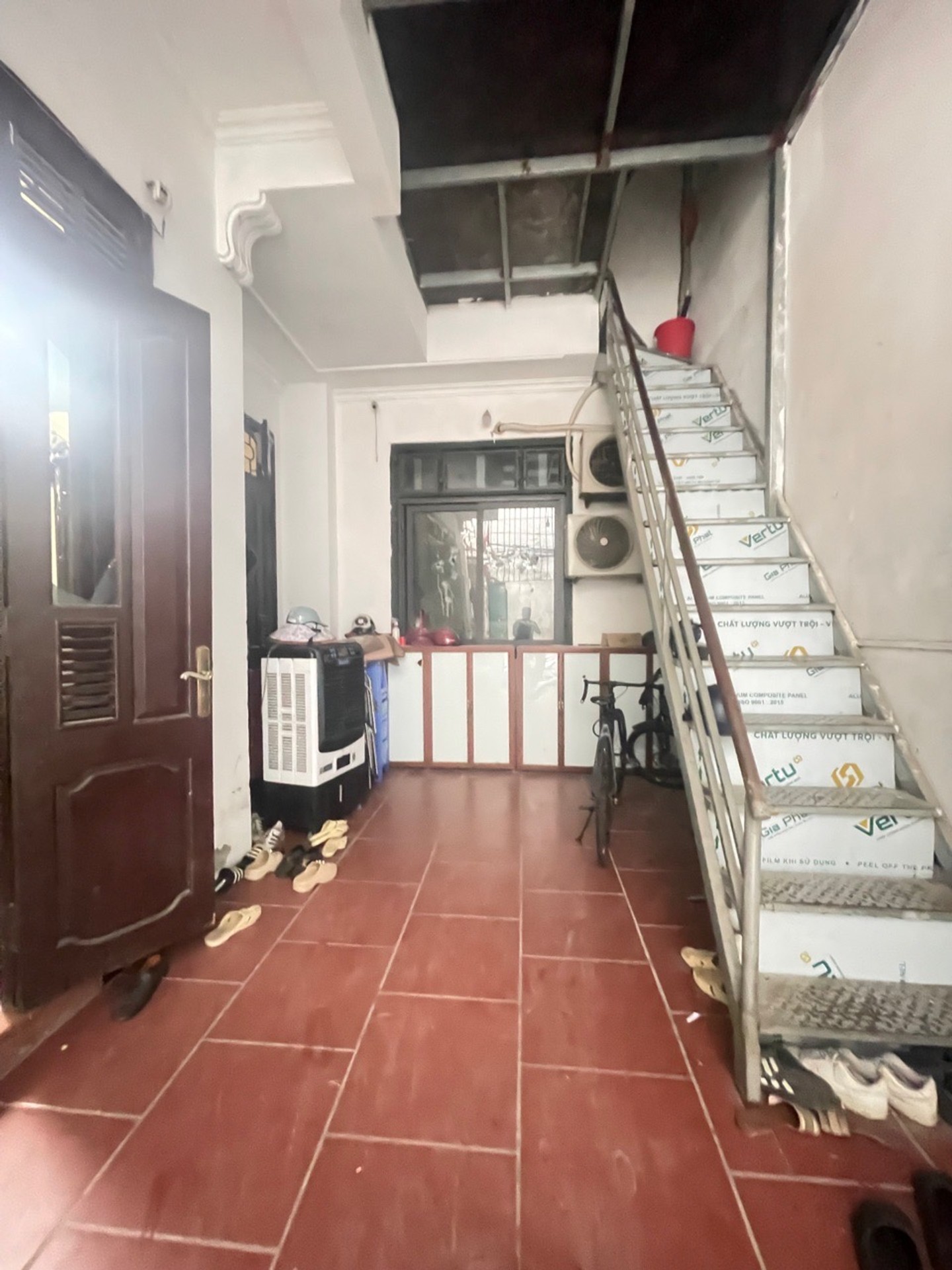 Bán nhà Kim Giang - diện tích 76m2 3 tầng - Lô góc - giá 15,9 tỷ