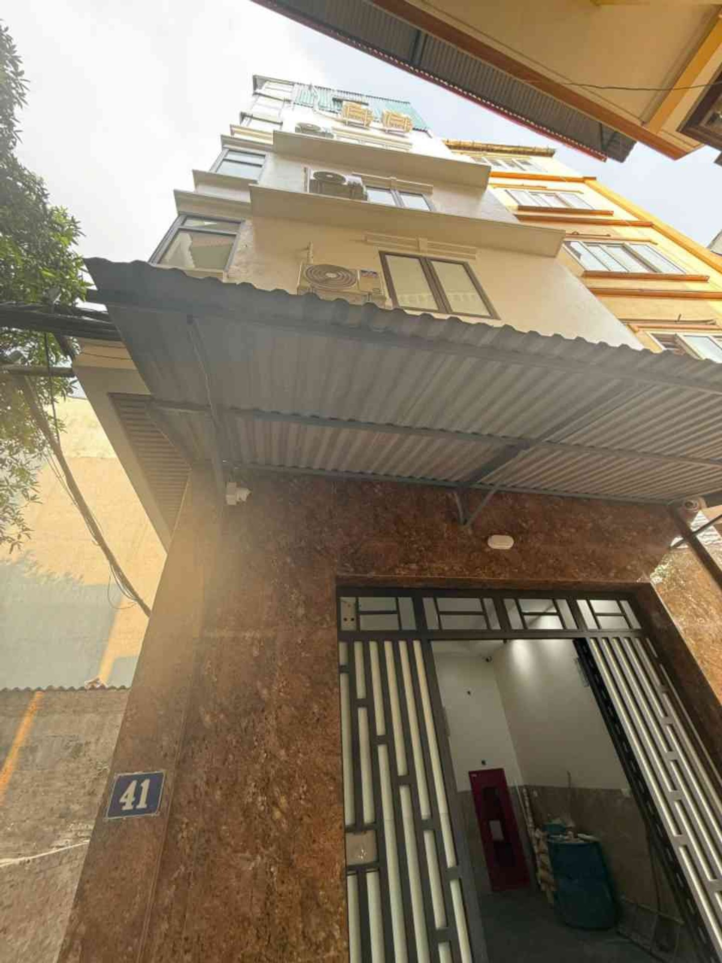 Bán nhà Lĩnh Nam - diện tích 50m2 7 tầng - Lô góc, thang máy - giá 17,5 tỷ