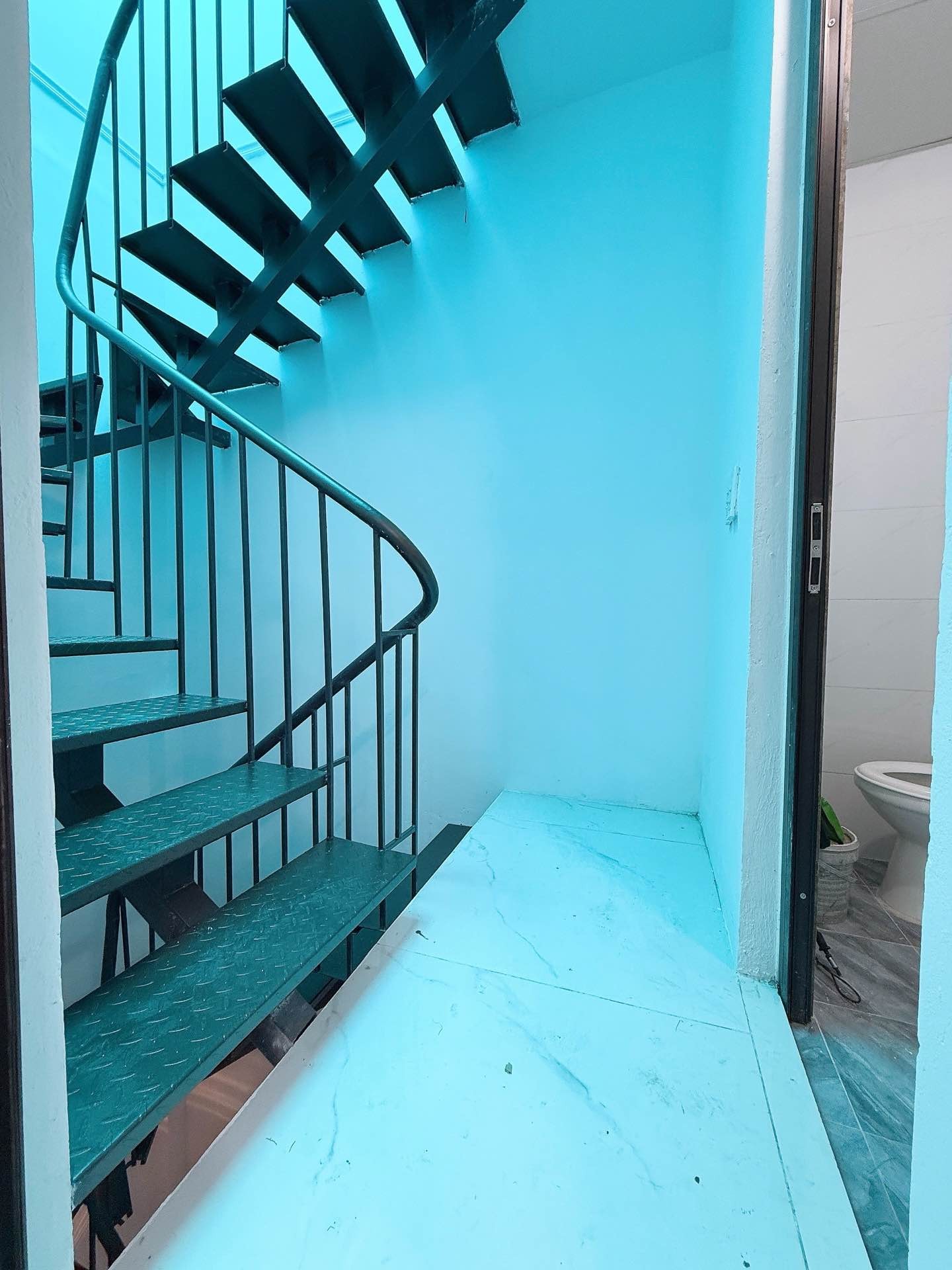 Bán nhà Định Công Thượng - diện tích 34m2 4 tầng - Cơ hội khó tìm - giá 2,5 tỷ