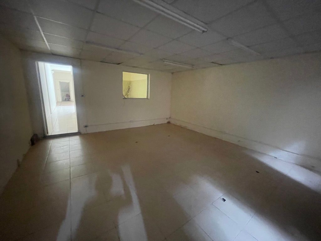 Bán nhà An Dương - diện tích 174m2 4 tầng - Biệt thự sân vườn trước sau - giá 51,5 tỷ