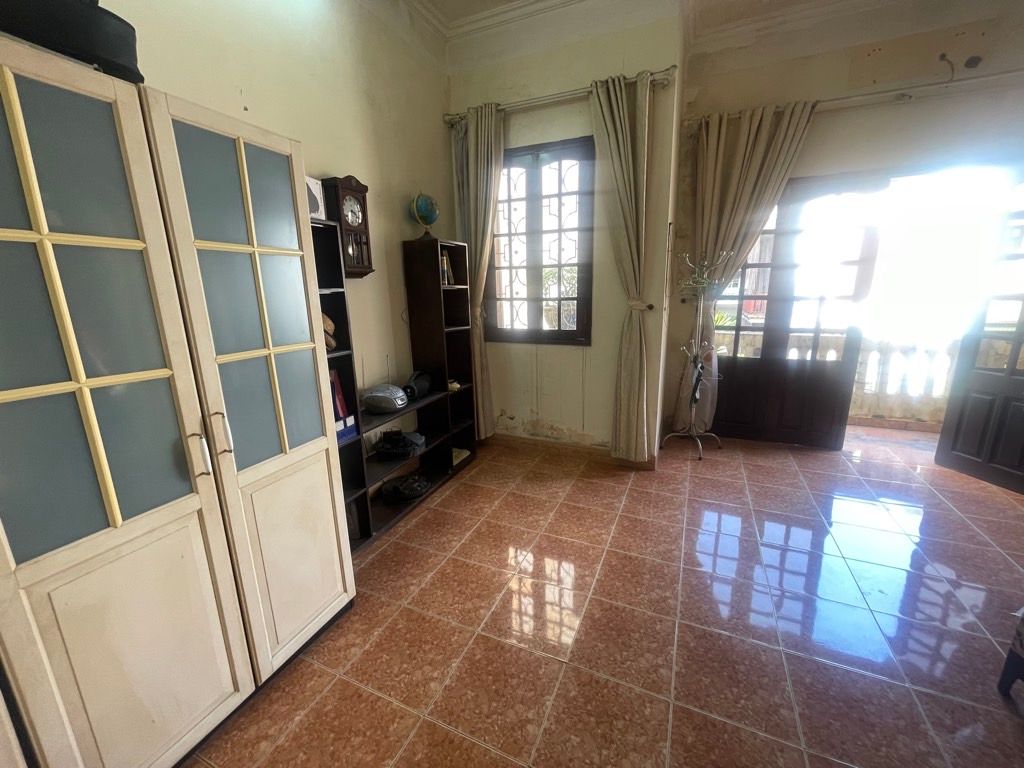 Bán nhà An Dương - diện tích 174m2 4 tầng - Biệt thự sân vườn trước sau - giá 51,5 tỷ