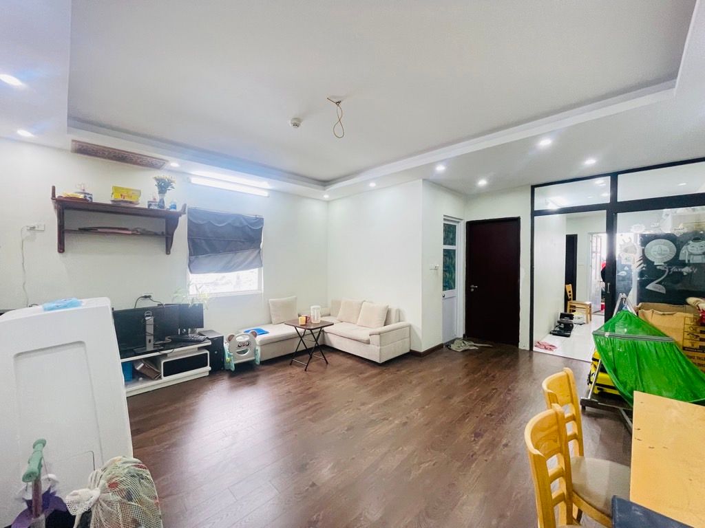 Bán nhà Bùi Xương Trạch - diện tích 67m2 15 tầng - Căn góc hai mặt thoáng - giá 5,5 tỷ