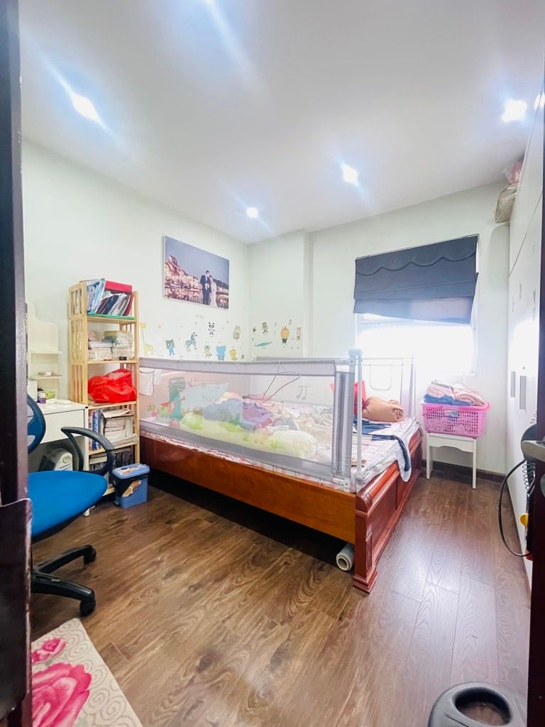 Bán nhà Bùi Xương Trạch - diện tích 67m2 15 tầng - Căn góc hai mặt thoáng - giá 5,5 tỷ