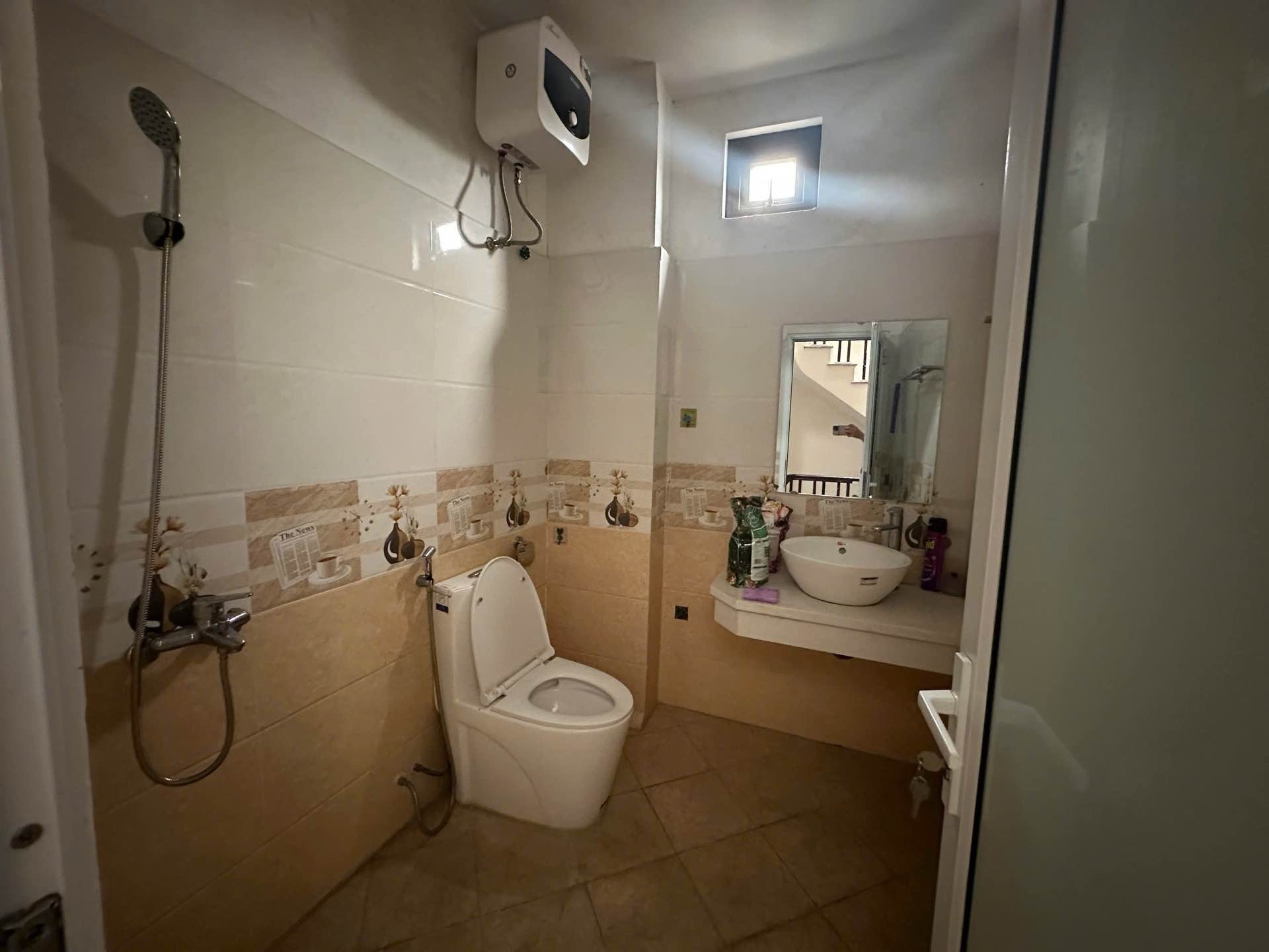Bán nhà Trương Định - diện tích 50m2 5 tầng - Nhà dân xây cực kỳ tâm huyết - giá 9,6 tỷ