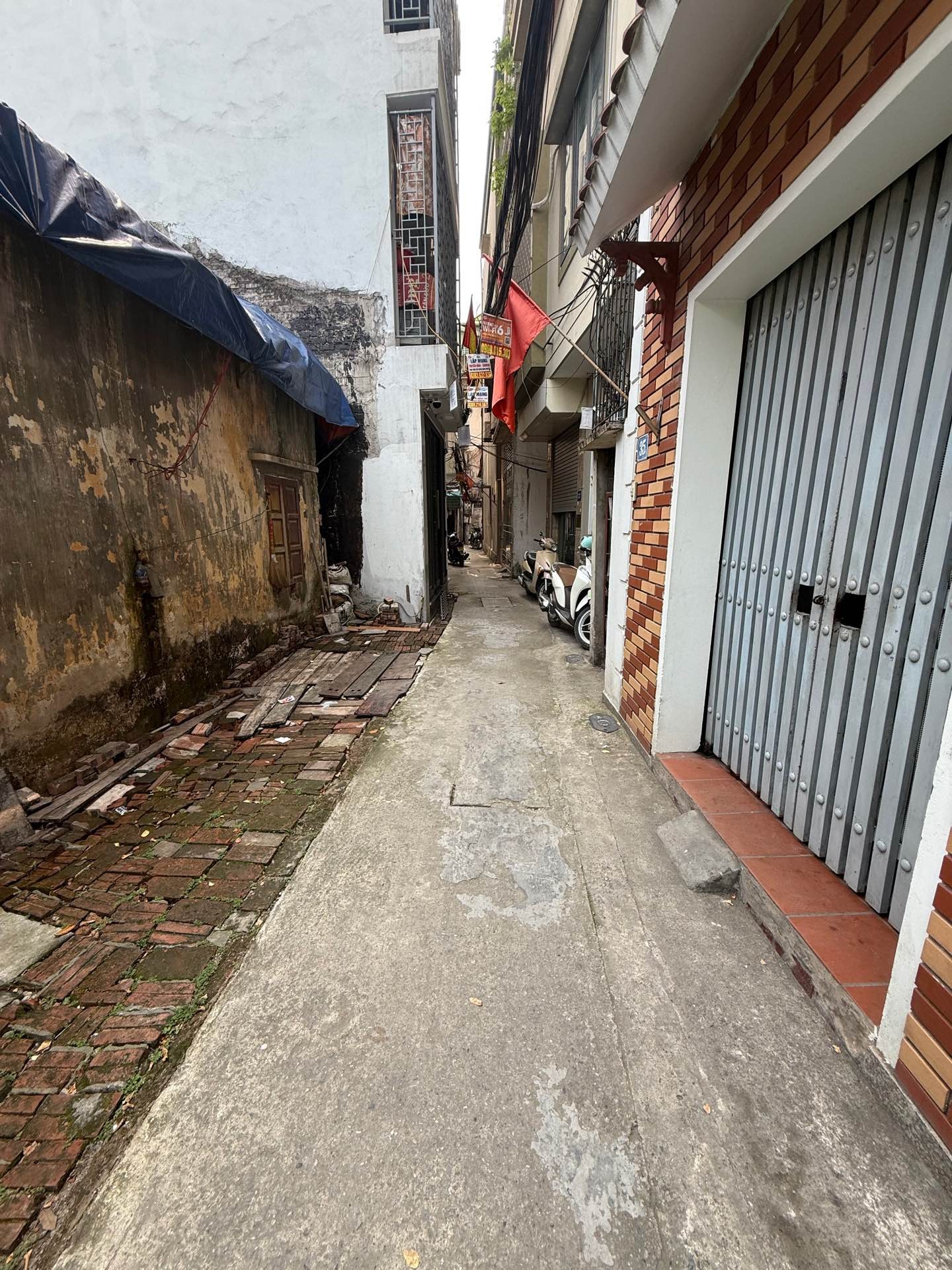 Bán nhà Trương Định - diện tích 50m2 5 tầng - Nhà dân xây cực kỳ tâm huyết - giá 9,6 tỷ
