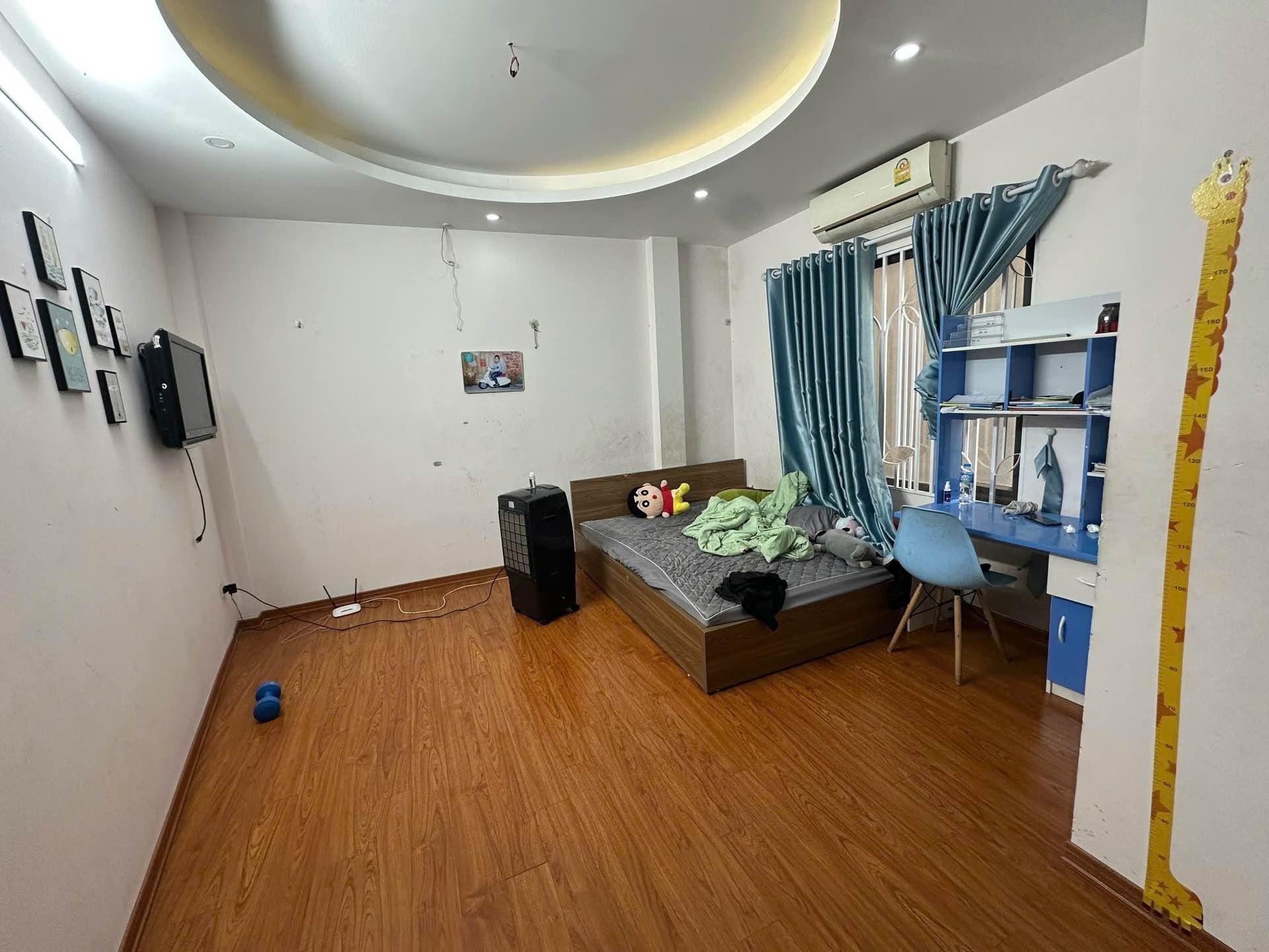 Bán nhà Trương Định - diện tích 50m2 5 tầng - Nhà dân xây cực kỳ tâm huyết - giá 9,6 tỷ