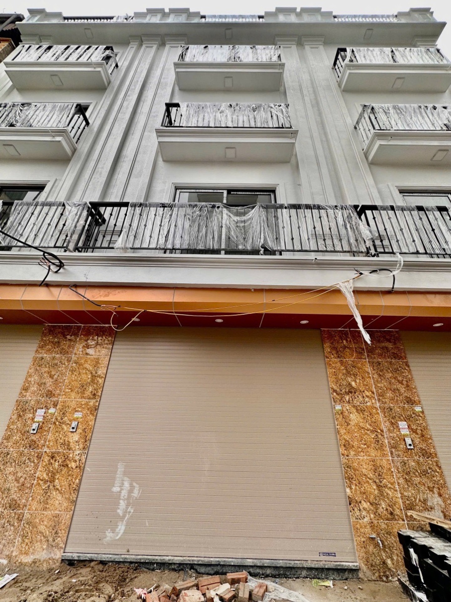 Bán nhà Dương Văn Bé - diện tích 50m2 5 tầng - Ô TÔ 7 CHỖ VÀO NHÀ - giá 13,8 tỷ