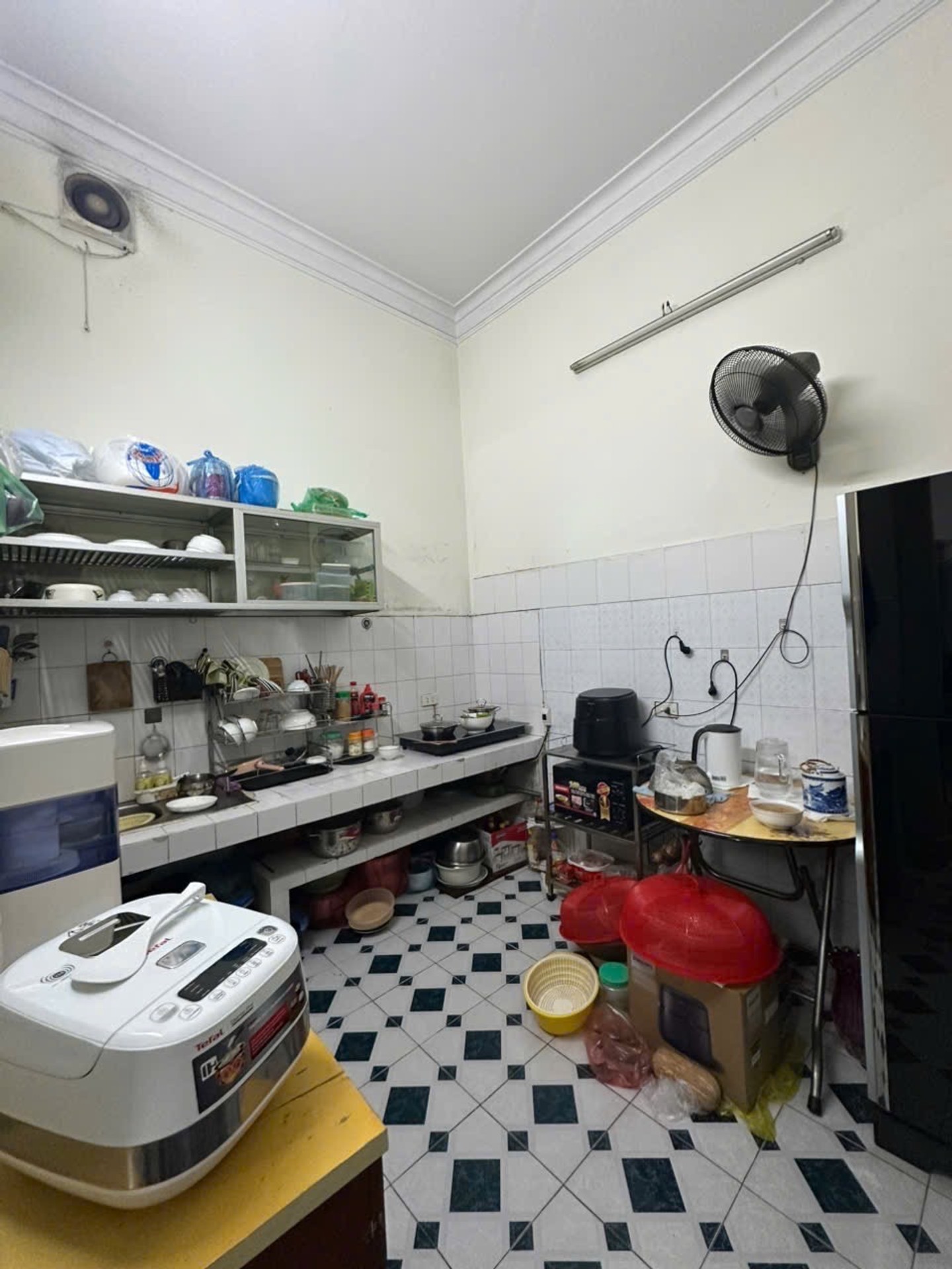 Bán nhà Kim Ngưu - diện tích 40m2 3 tầng - Ô TÔ ĐỖ CỬA - giá 16 tỷ