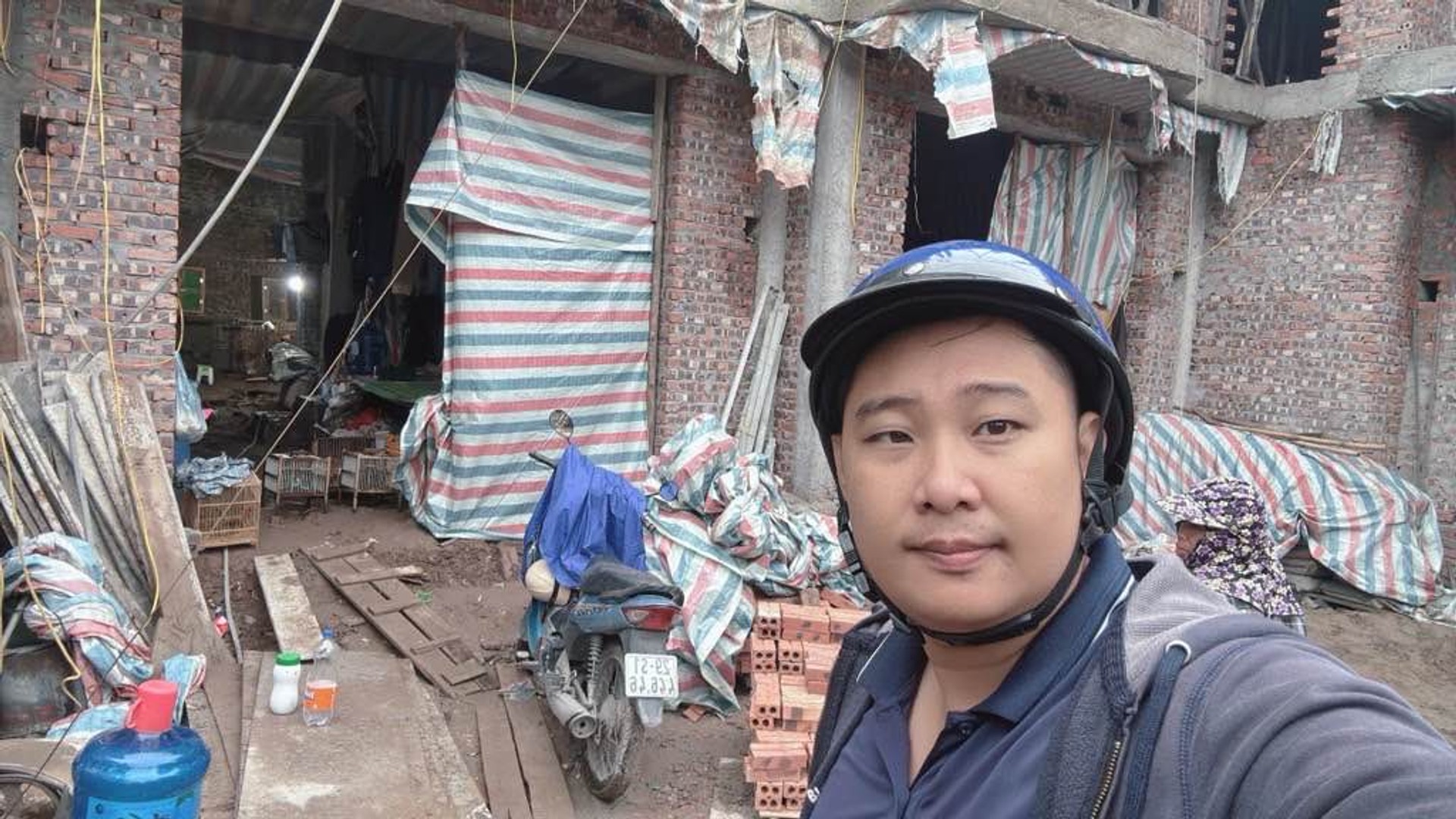 Bán nhà Bằng B - diện tích 50m2 6 tầng - ô tô vào thoải mái - giá 13,8 tỷ