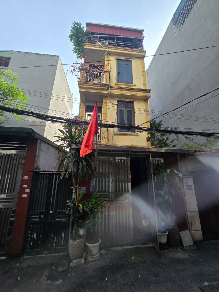 Bán nhà Thịnh Liệt - diện tích 39m2 4 tầng - Lô góc - giá 4,2 tỷ