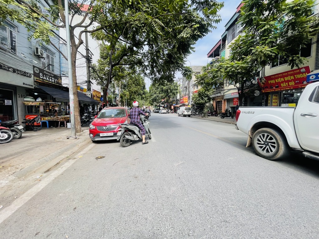 Bán nhà Dương Văn Bé - diện tích 120m2 1 tầng - Lô góc 3 mặt thoáng - giá 46 tỷ