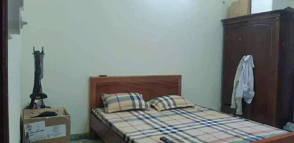 Bán nhà Láng - diện tích 61m2 5 tầng - Ô TÔ TRÁNH, VÀO NHÀ - giá 26 tỷ