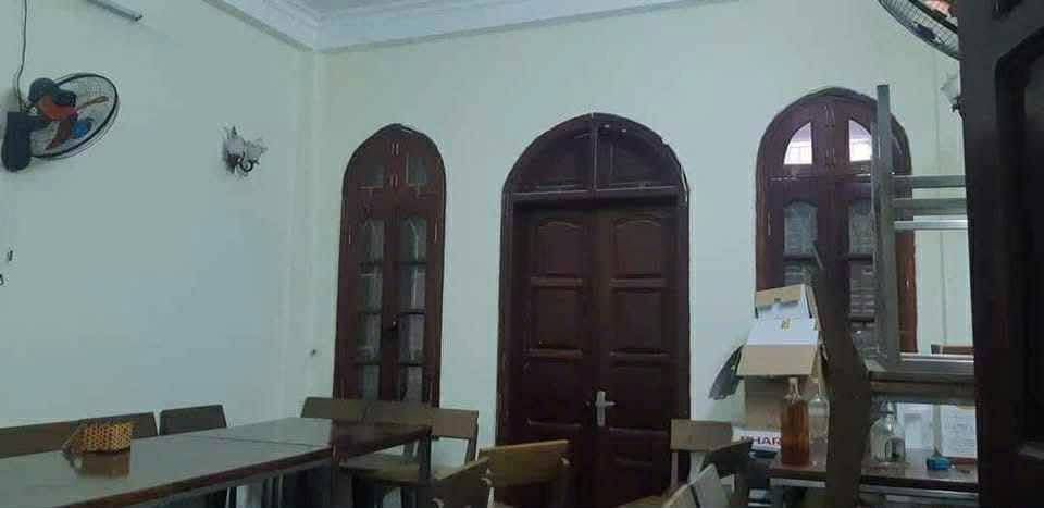 Bán nhà Láng - diện tích 61m2 5 tầng - Ô TÔ TRÁNH, VÀO NHÀ - giá 26 tỷ