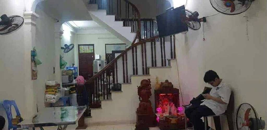 Bán nhà Láng - diện tích 61m2 5 tầng - Ô TÔ TRÁNH, VÀO NHÀ - giá 26 tỷ