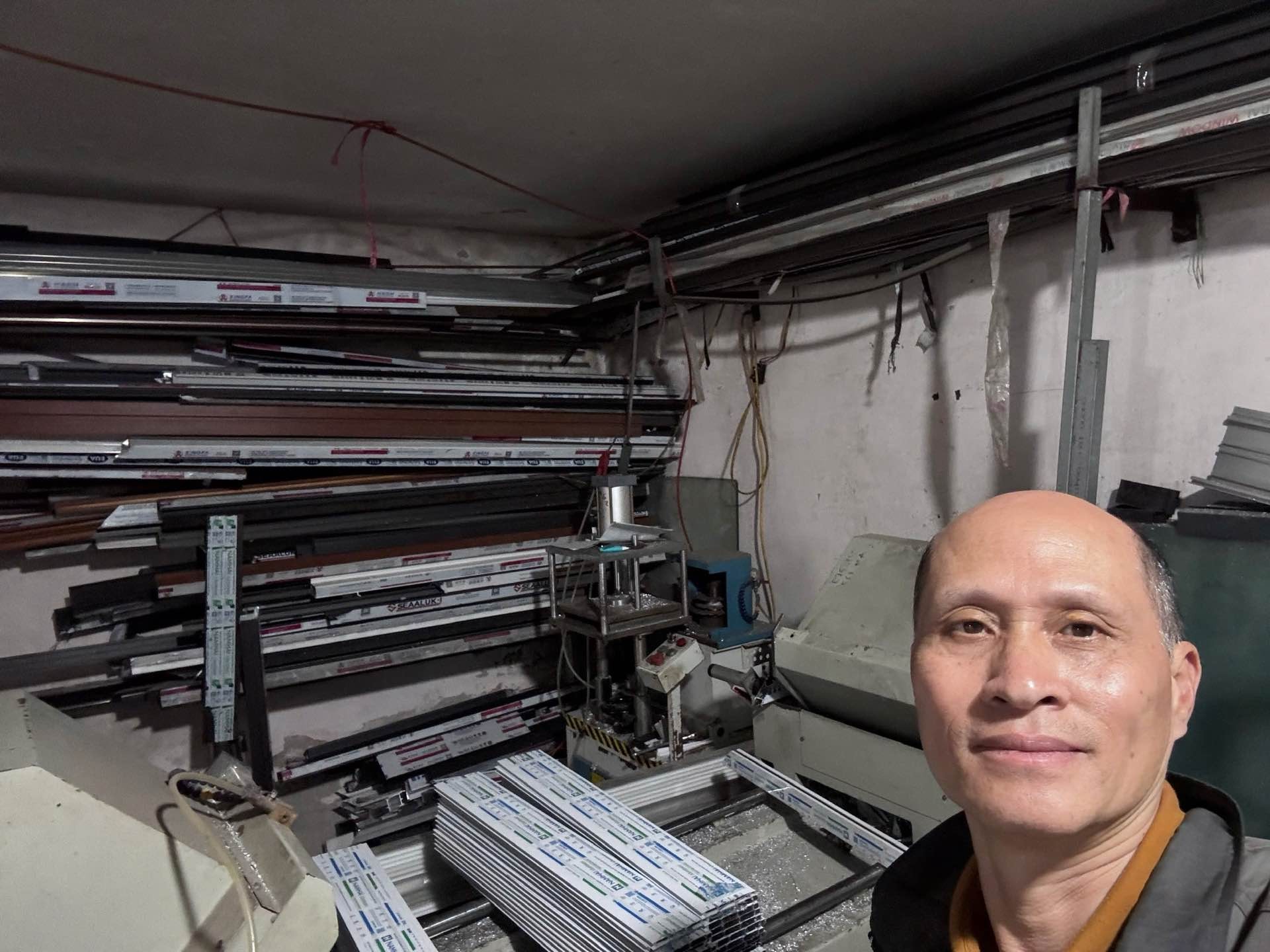 Bán nhà Nguyễn Khang - diện tích 57m2 2 tầng - mặt tiền 6,8m - giá 26 tỷ