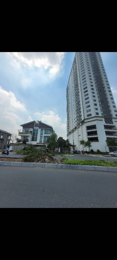 Bán nhà Đại Mỗ - diện tích 98m2 5 tầng - Thang máy xịn xò - giá 30 tỷ