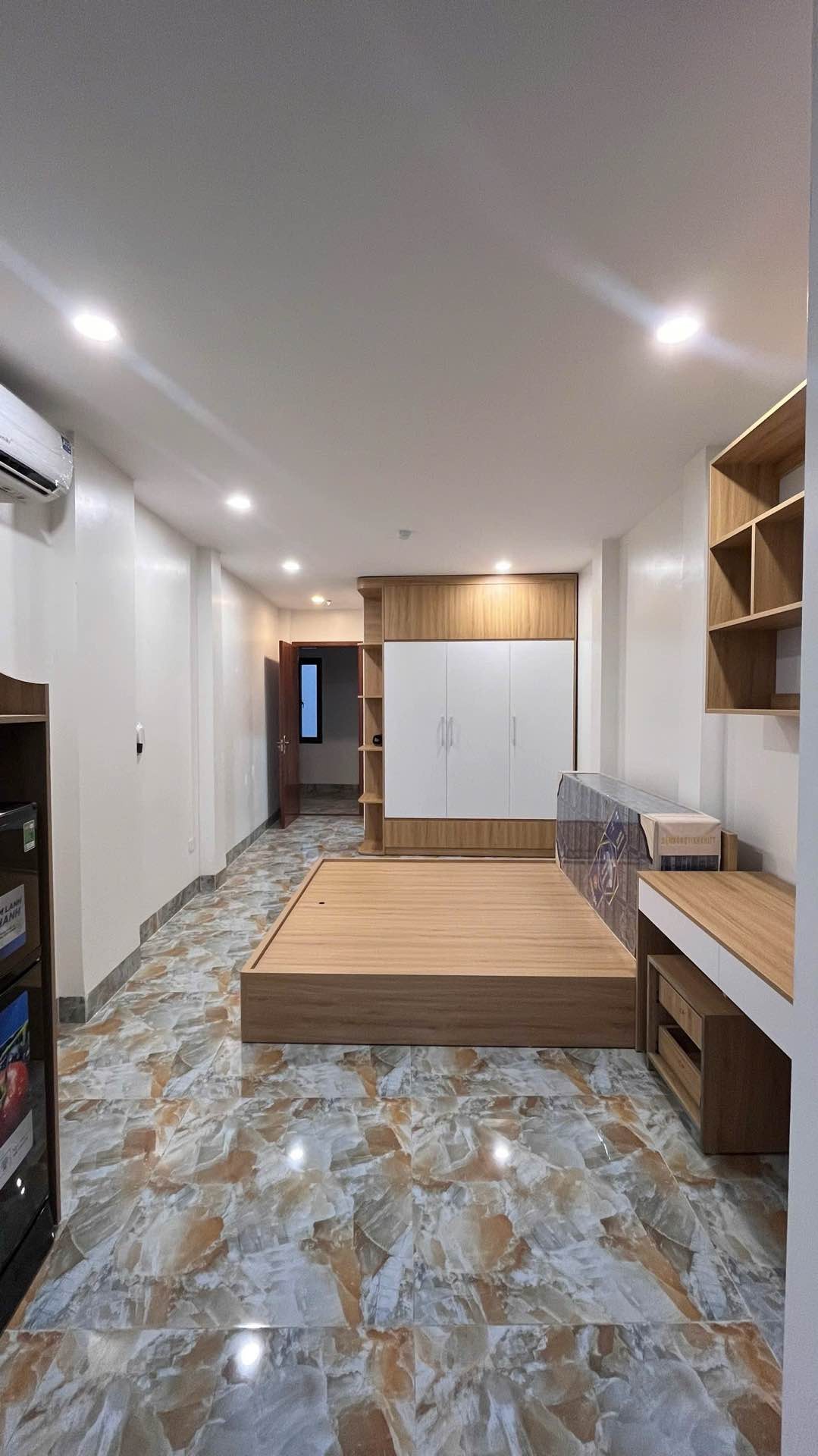 Bán nhà Hai Bà Trưng - diện tích 60m2 6 tầng - Chủ đang xây CCMN thang máy - giá 15,5 tỷ