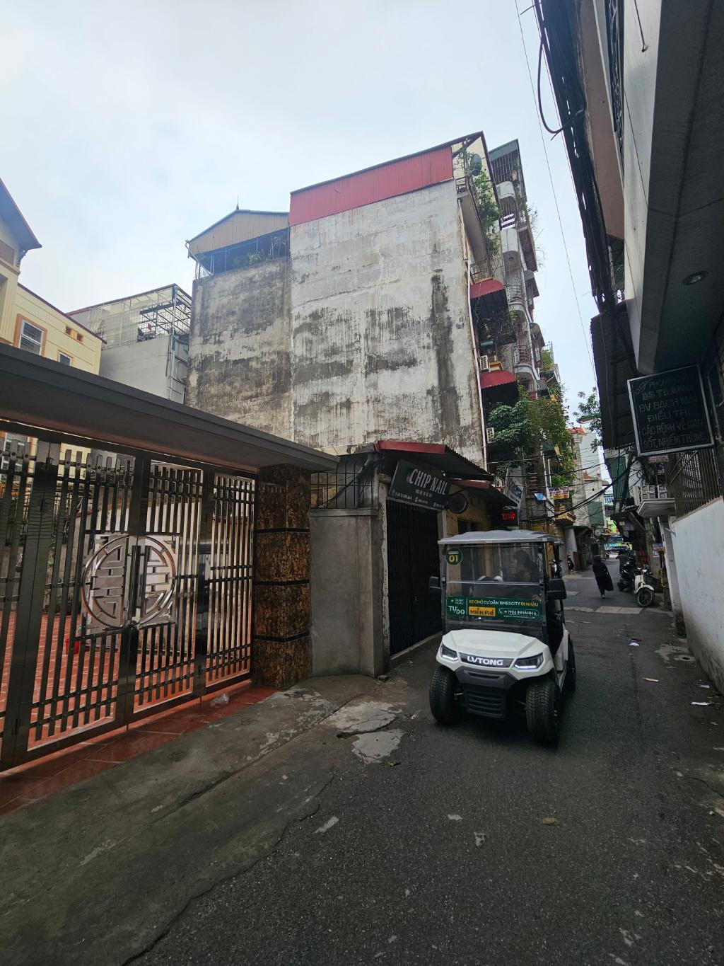 Bán nhà Dương Văn Bé - diện tích 60m2 2 tầng - Ô tô tránh - giá 17,3 tỷ