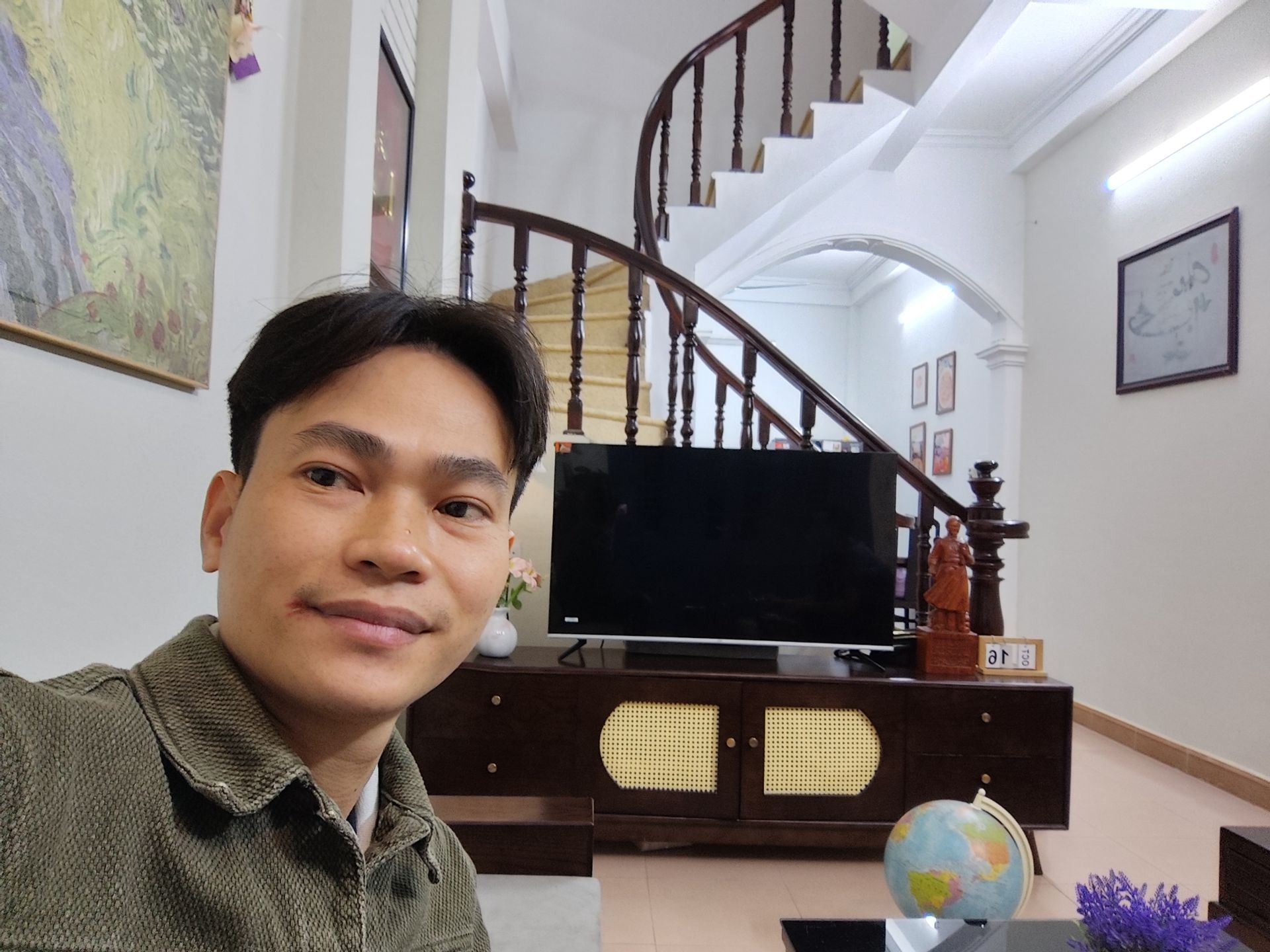 Bán nhà Kim Giang - diện tích 46m2 5 tầng - PHÂN LÔ - NGÕ THÔNG - GẦN PHỐ - giá 10,68 tỷ