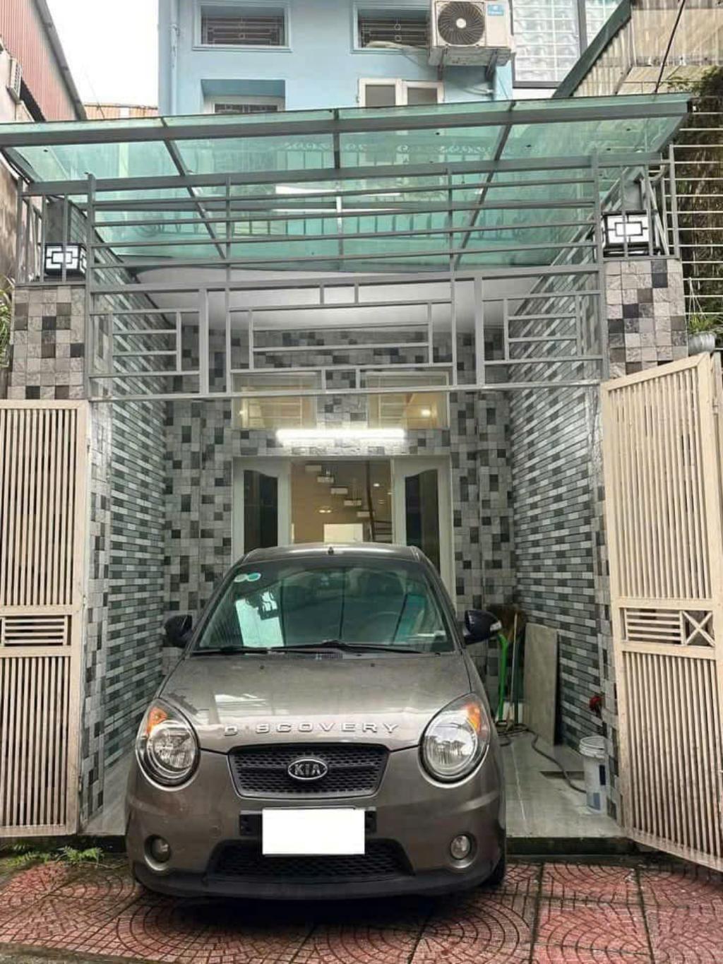 Bán nhà Lò Đúc - diện tích 48m2 3 tầng - Ô Tô - giá 10 tỷ