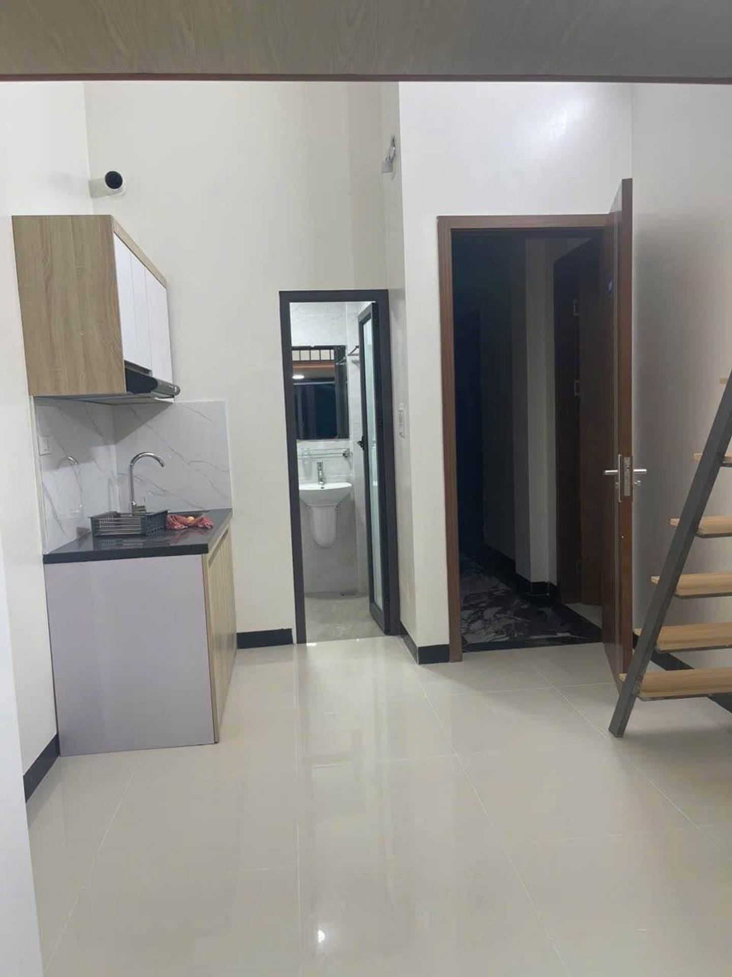 Bán nhà Nguyễn Trãi - diện tích 90m2 5 tầng - Chỉ có 1 mặt tiền - giá 25 tỷ