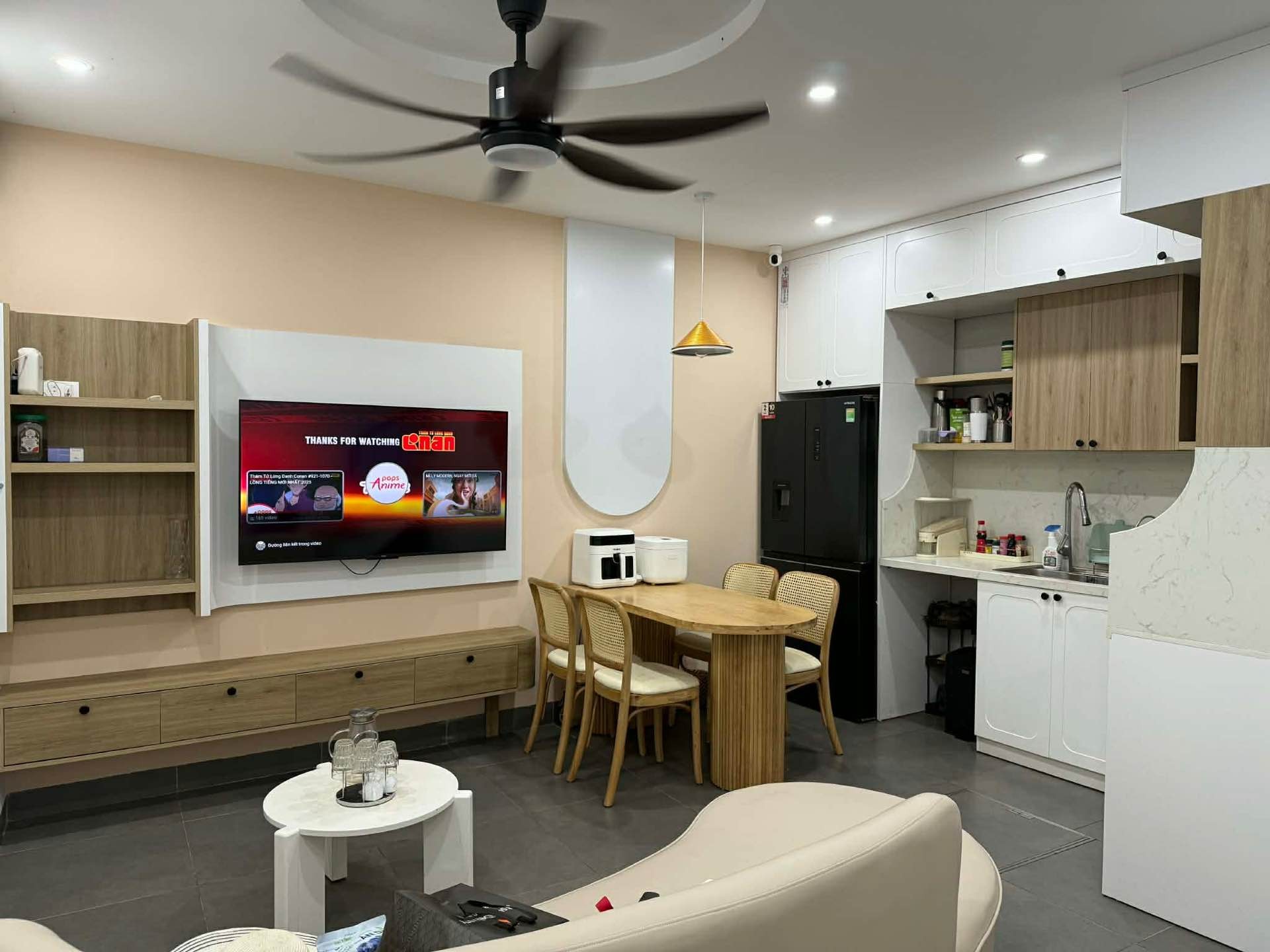 Bán nhà Trương Định - diện tích 43m2 4 tầng - Nhà mới, ngõ nông - giá 7,4 tỷ