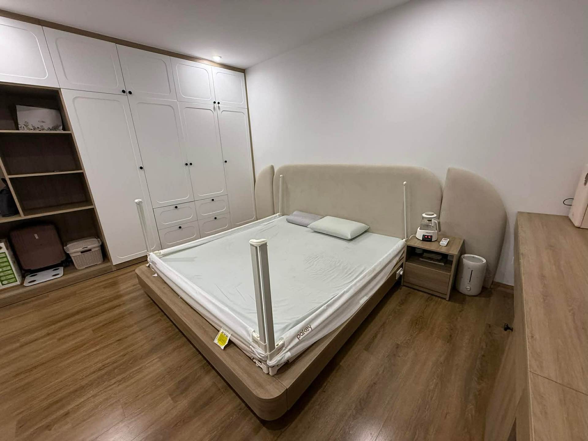 Bán nhà Trương Định - diện tích 43m2 4 tầng - Nhà mới, ngõ nông - giá 7,4 tỷ