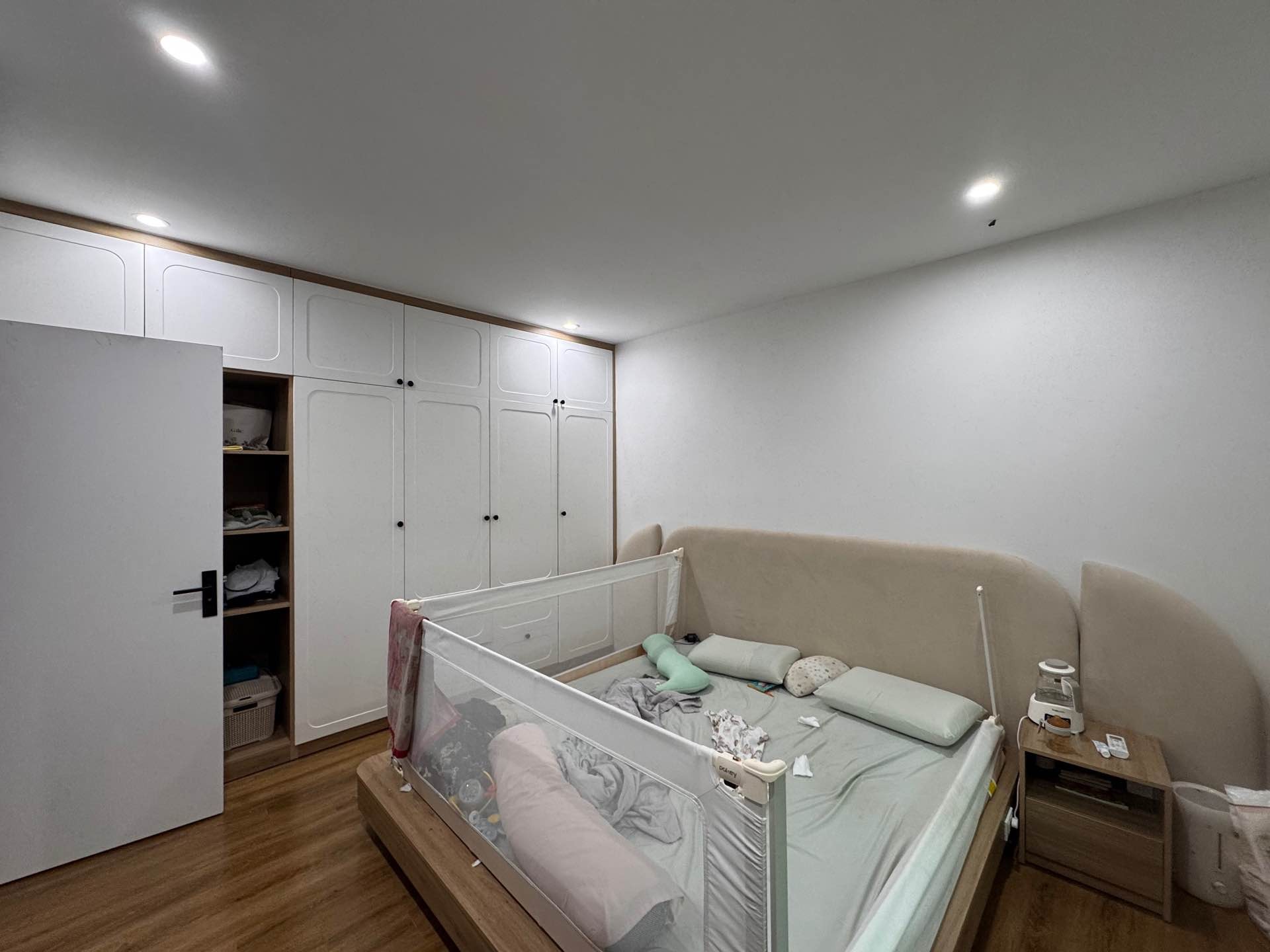 Bán nhà Trương Định - diện tích 43m2 4 tầng - Nhà mới, ngõ nông - giá 7,4 tỷ