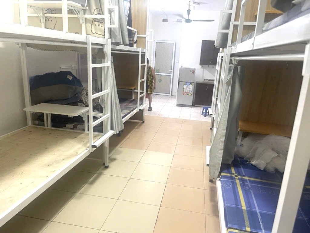 Bán nhà Nguyễn Xiển - diện tích 72m2 5 tầng - Mặt phố - giá 28 tỷ