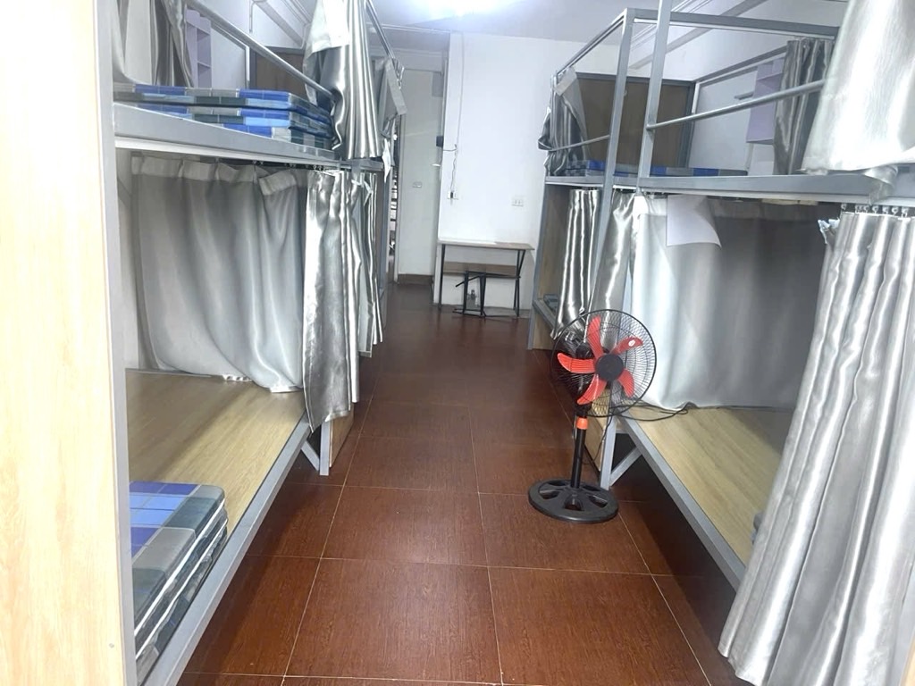 Bán nhà Nguyễn Xiển - diện tích 72m2 5 tầng - Mặt phố - giá 28 tỷ