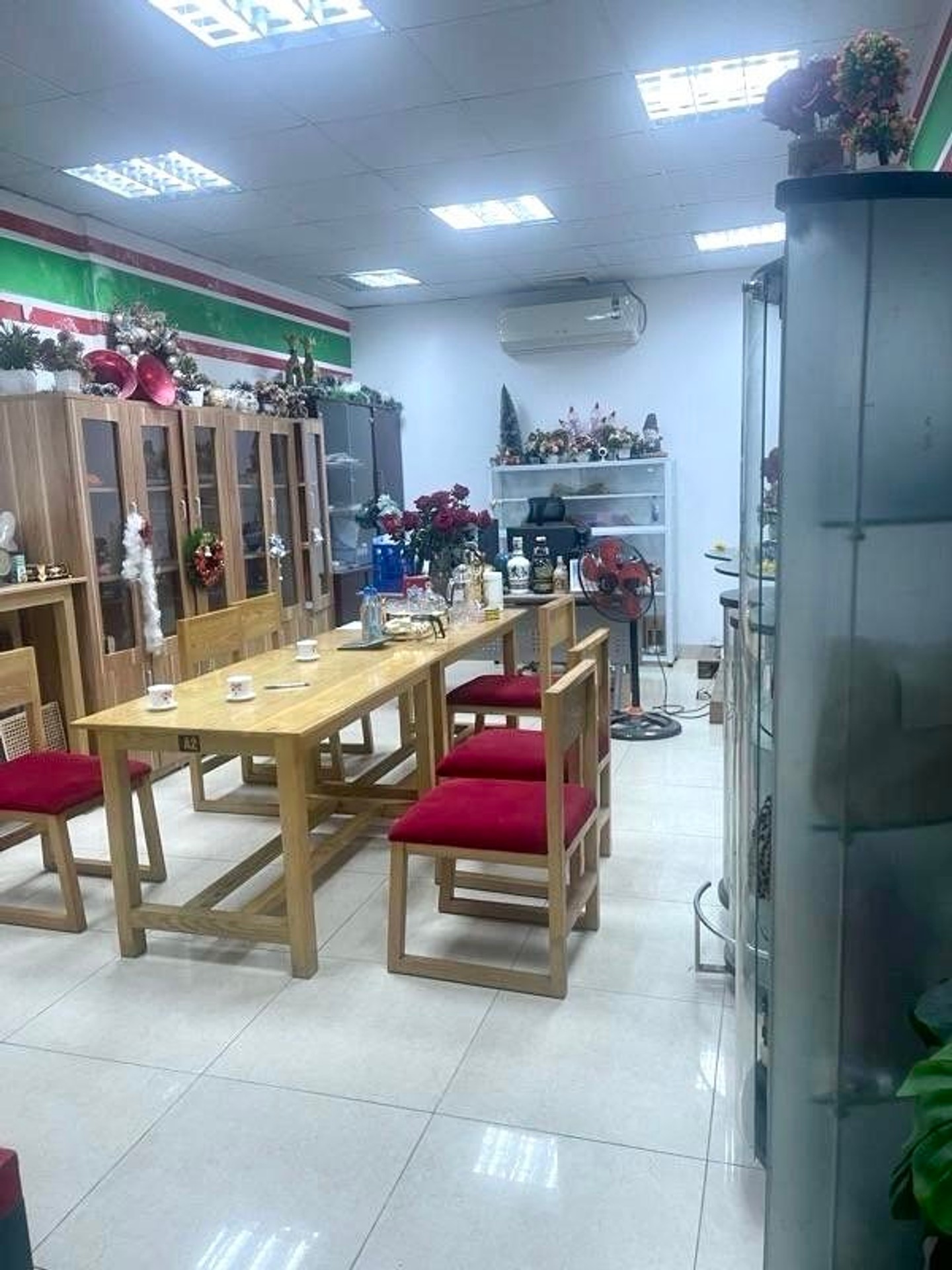 Bán nhà Khâm Thiên - diện tích 83m2 5 tầng - Mặt phố kinh doanh - giá 45 tỷ