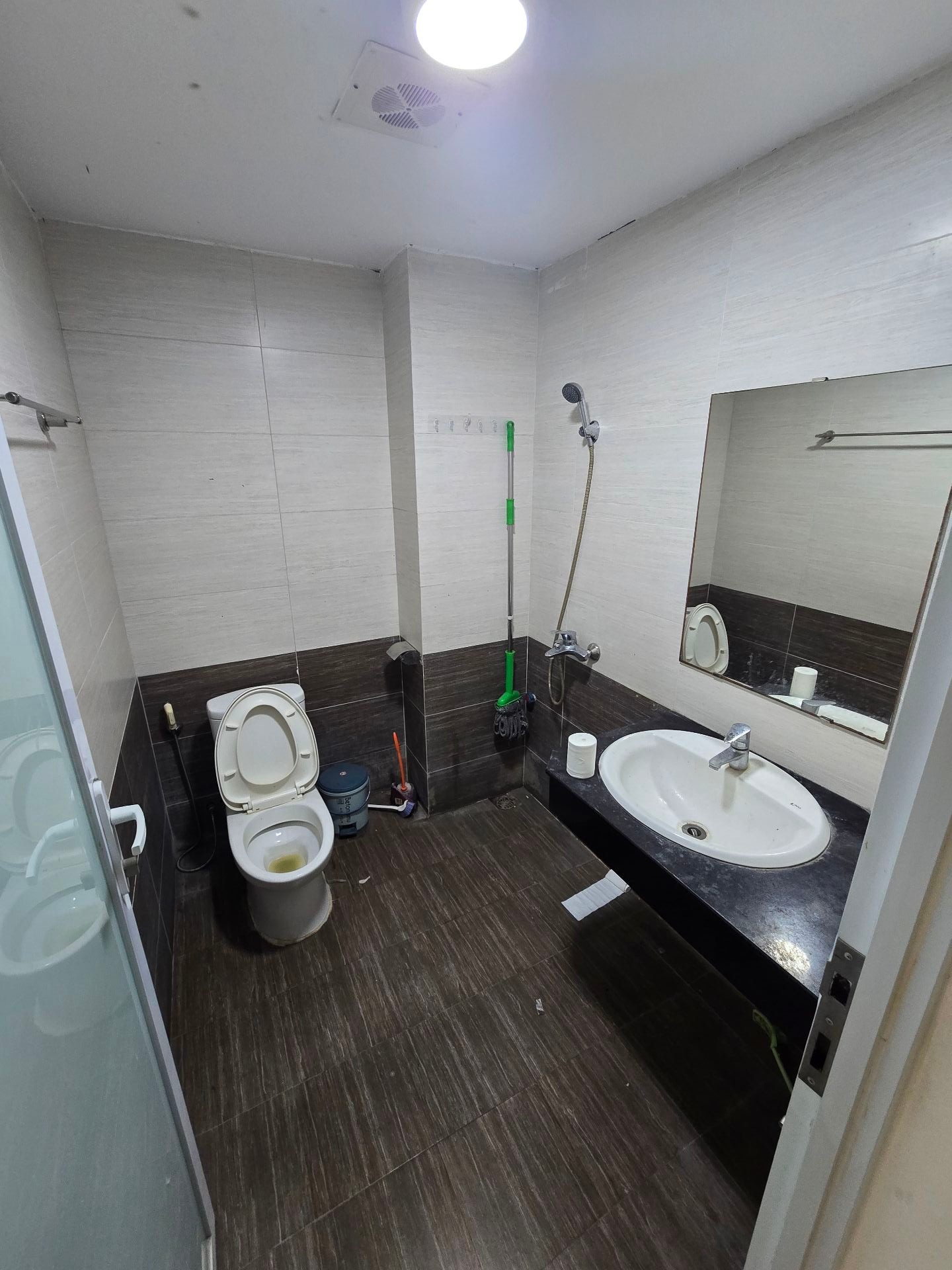 Bán nhà Khâm Thiên - diện tích 83m2 5 tầng - Mặt phố kinh doanh - giá 45 tỷ