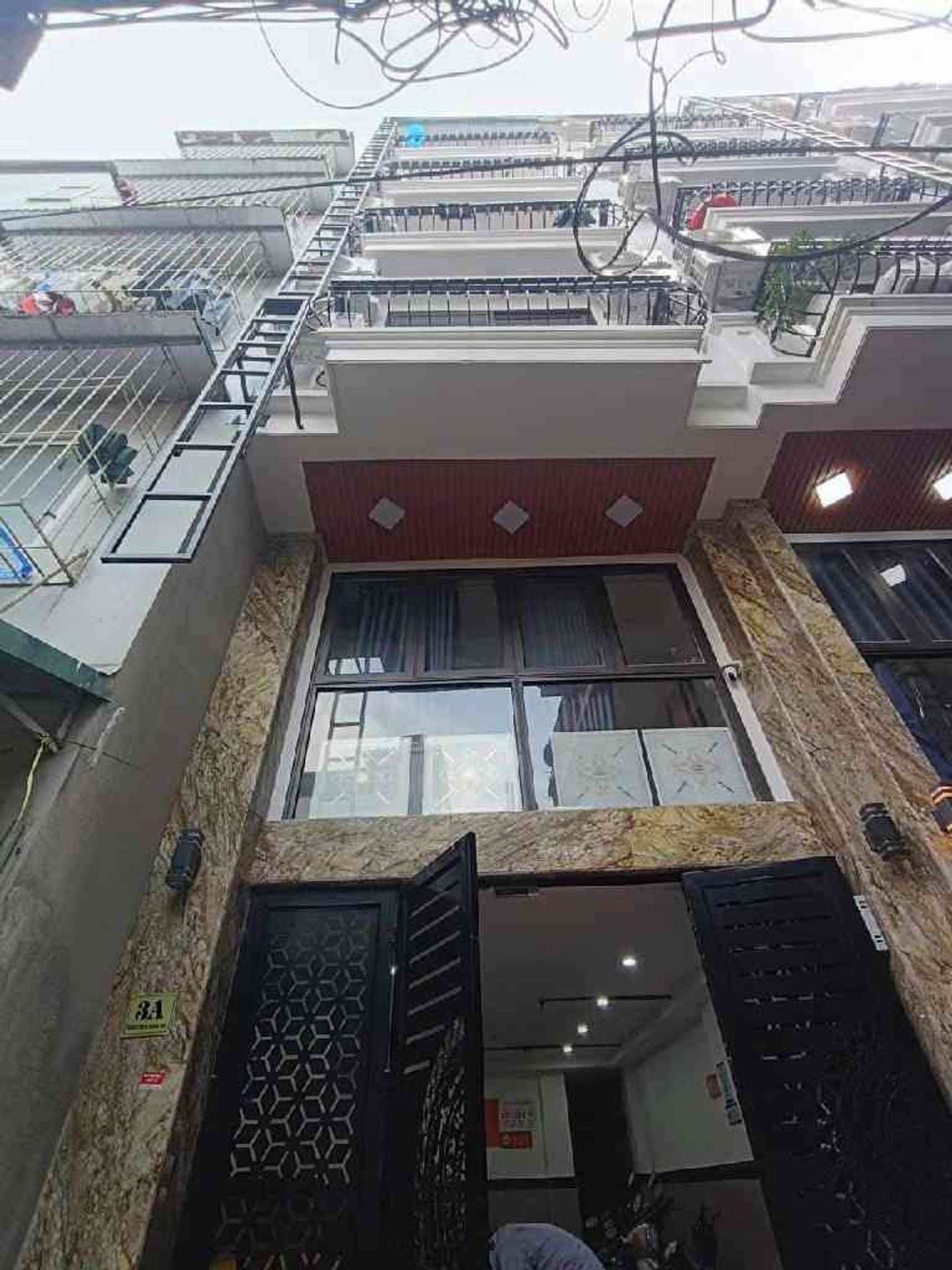 Bán nhà Hoàng Mai - diện tích 54m2 7 tầng - Thang máy - giá 18,5 tỷ