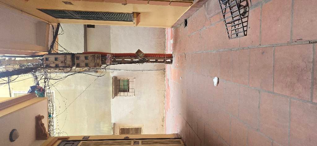 Bán nhà Huỳnh Thúc Kháng - diện tích 50m2 3 tầng - Mặt phố đất vàng - giá 55 tỷ