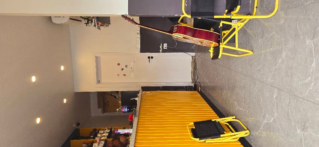 Bán nhà Huỳnh Thúc Kháng - diện tích 50m2 3 tầng - Mặt phố đất vàng - giá 55 tỷ