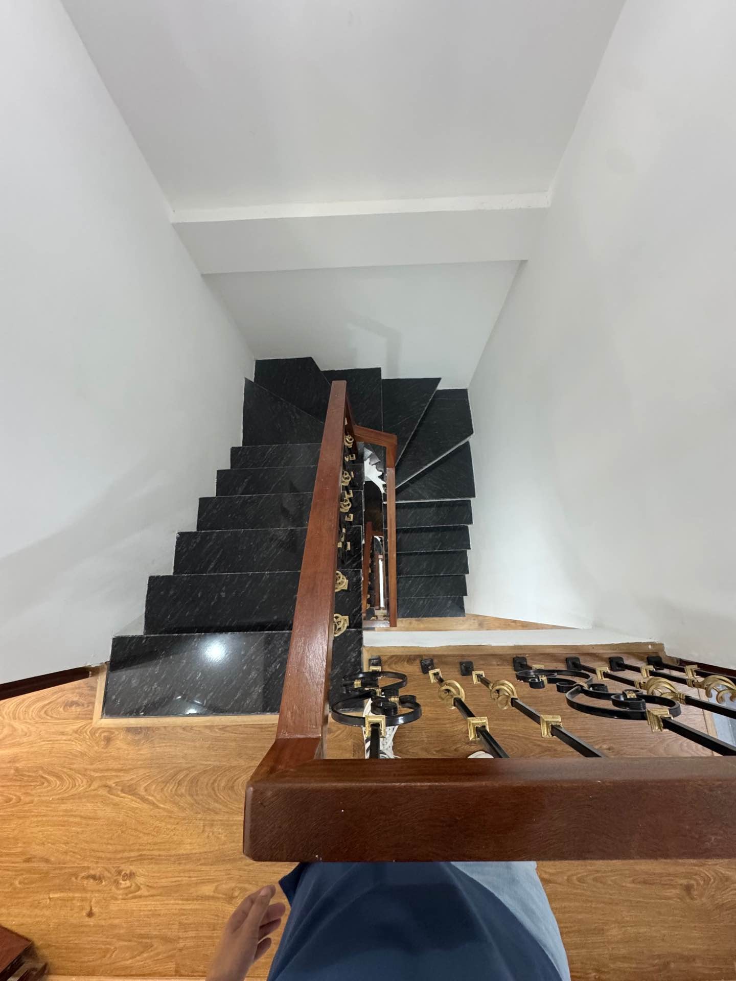 Bán nhà Kim Giang - diện tích 31m2 4 tầng - Sổ đỏ vuông đẹp - giá 9 tỷ
