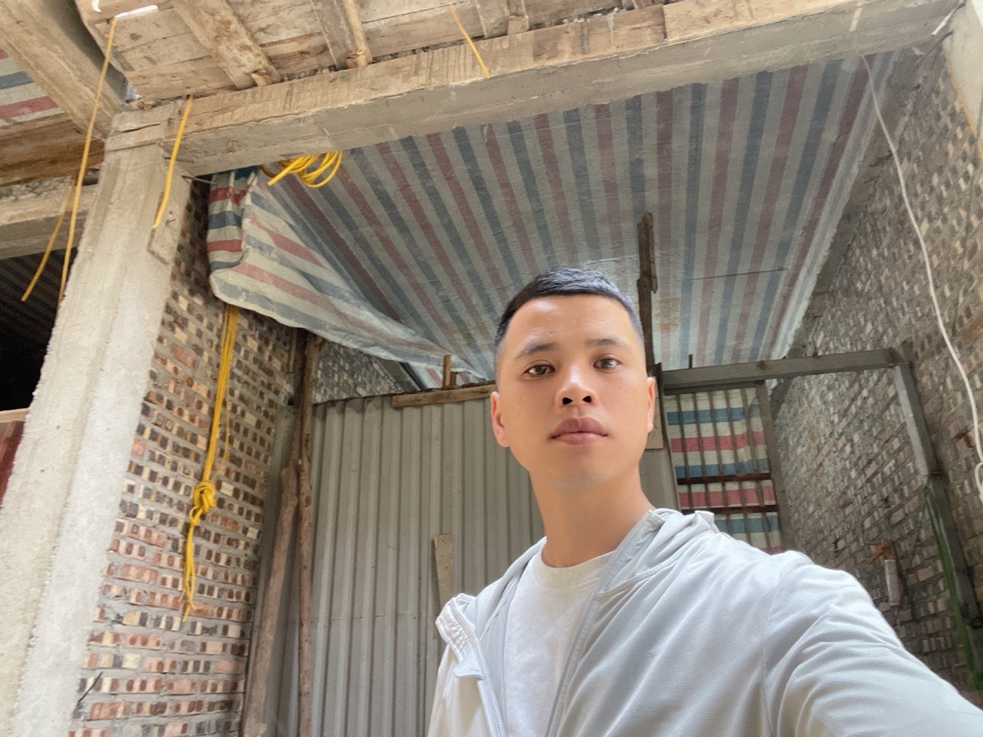 Bán nhà Lĩnh Nam - diện tích 31m2 5 tầng - thang máy - giá 8,8 tỷ