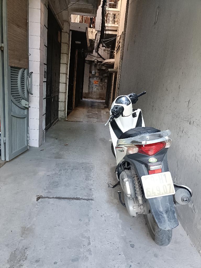 Bán nhà Tương Mai - diện tích 77.8m2 3 tầng - Ngõ 2 ô tô tránh - giá 25 tỷ